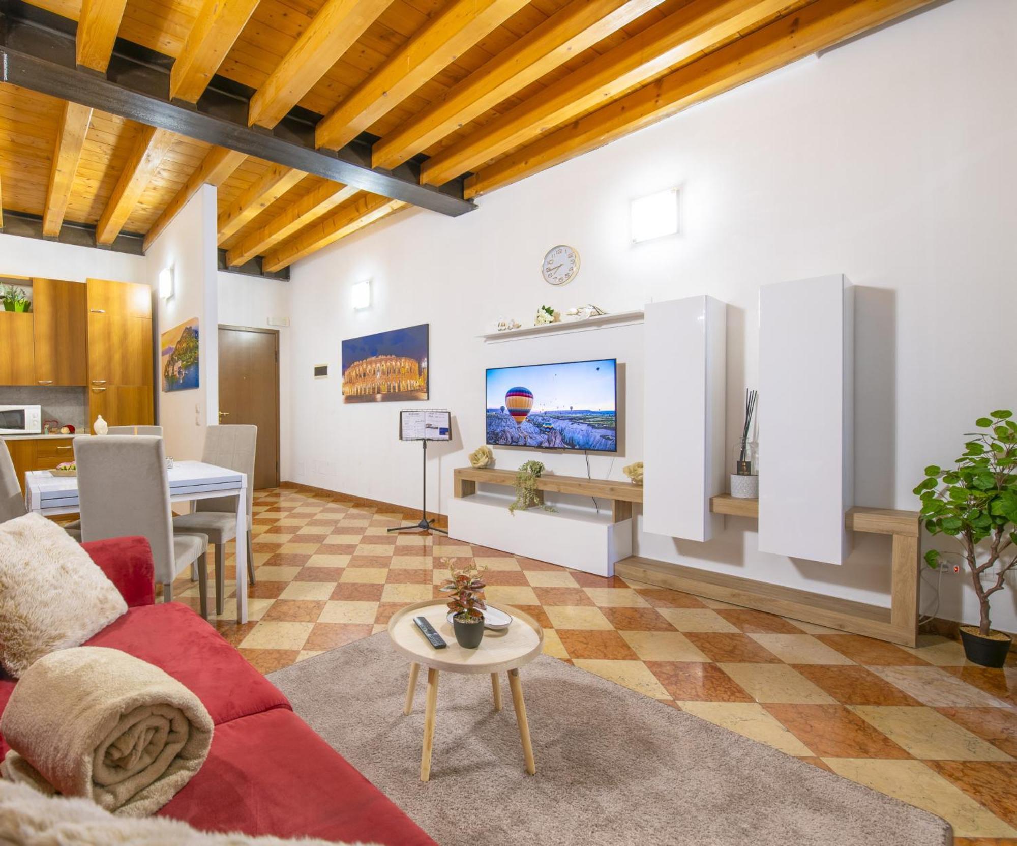Apartment Arena Mazzini *