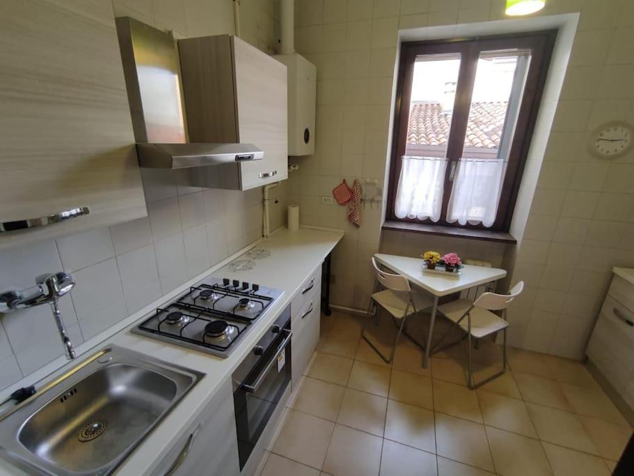Casa Dei Pittori - A Pochi Passi Da Piazza Erbe Appartamento Verona