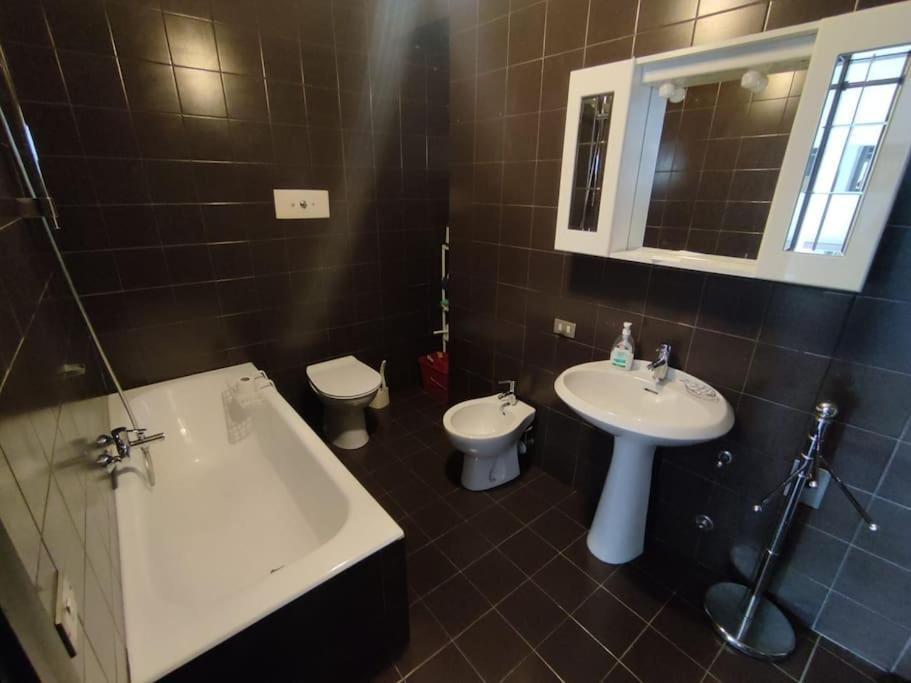 Casa Dei Pittori - A Pochi Passi Da Piazza Erbe Appartamento