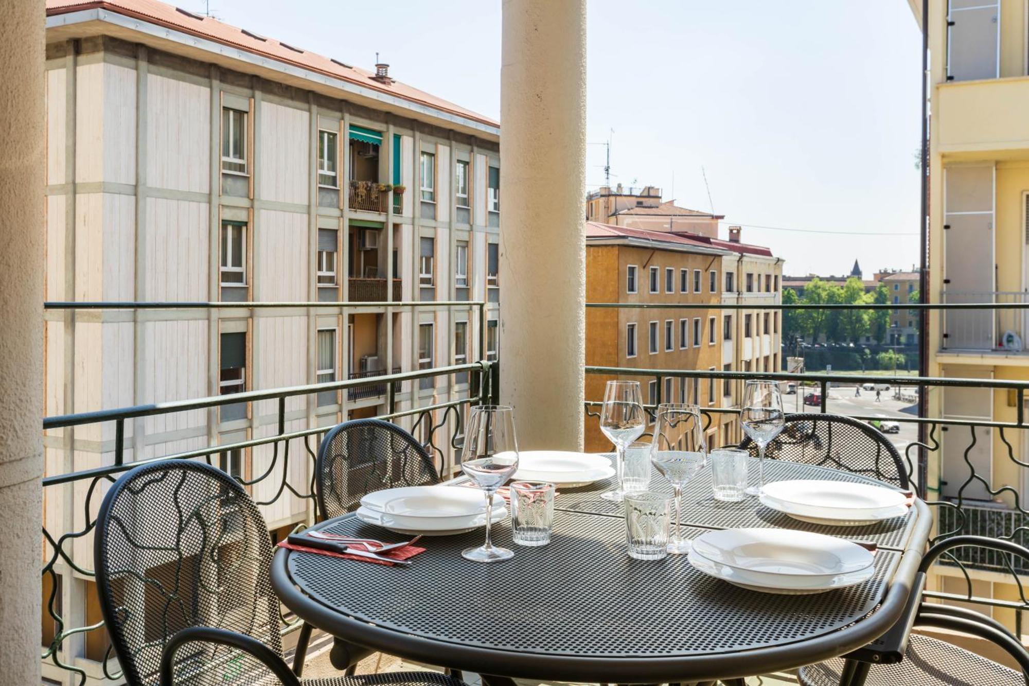 Al Colonnato - Vicinissimo Al Centro, Ideale Per Famiglie E Gruppi Di Amici Verona