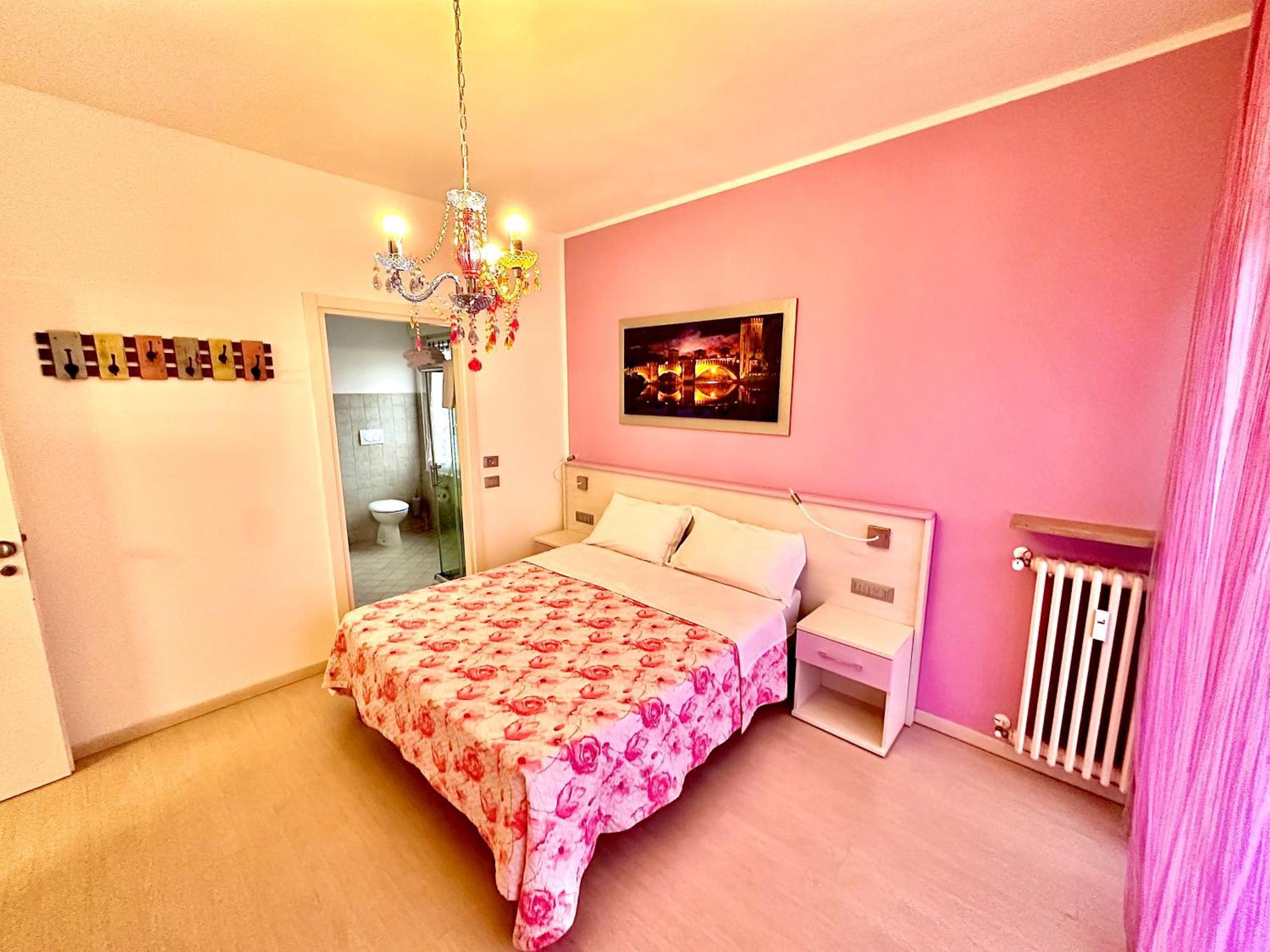 Casa de hóspedes Ai Giardini -vicino Ospedale Borgo Trento E Centro Storico 2*