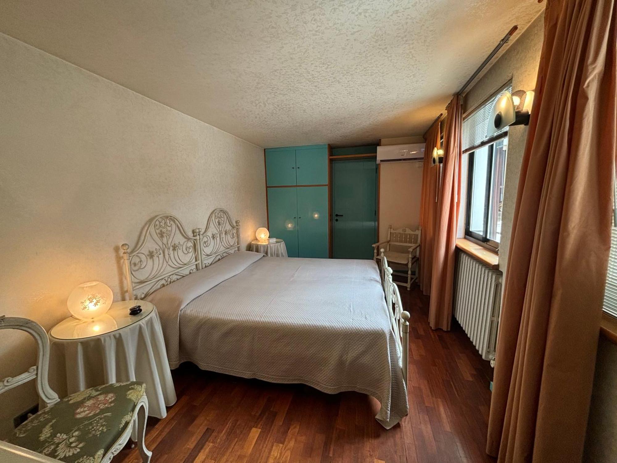 Attico Di Charme Bed & Breakfast 2*