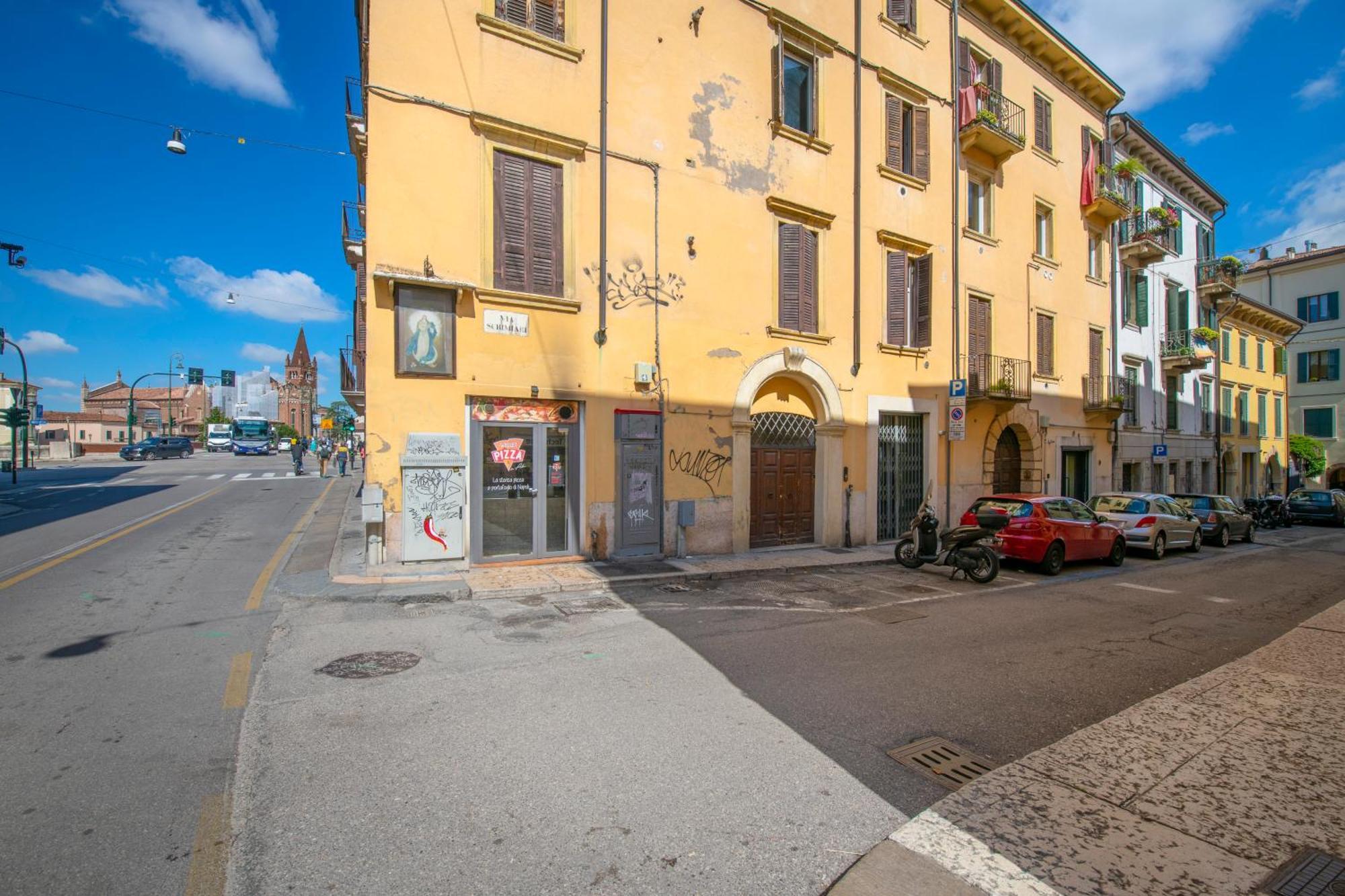 Starhouse 5 Min To City Center & Wifi