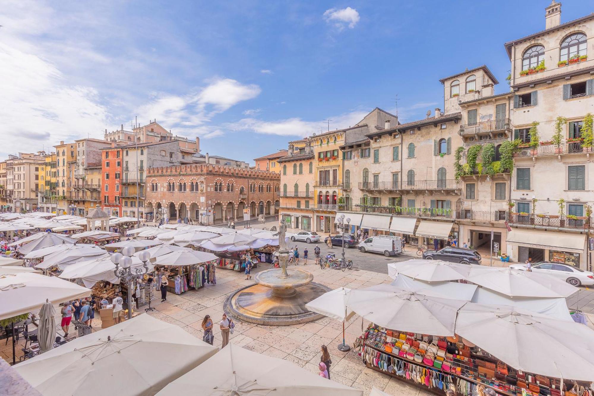 Corte Realdi Piazza Erbe 3* Verona