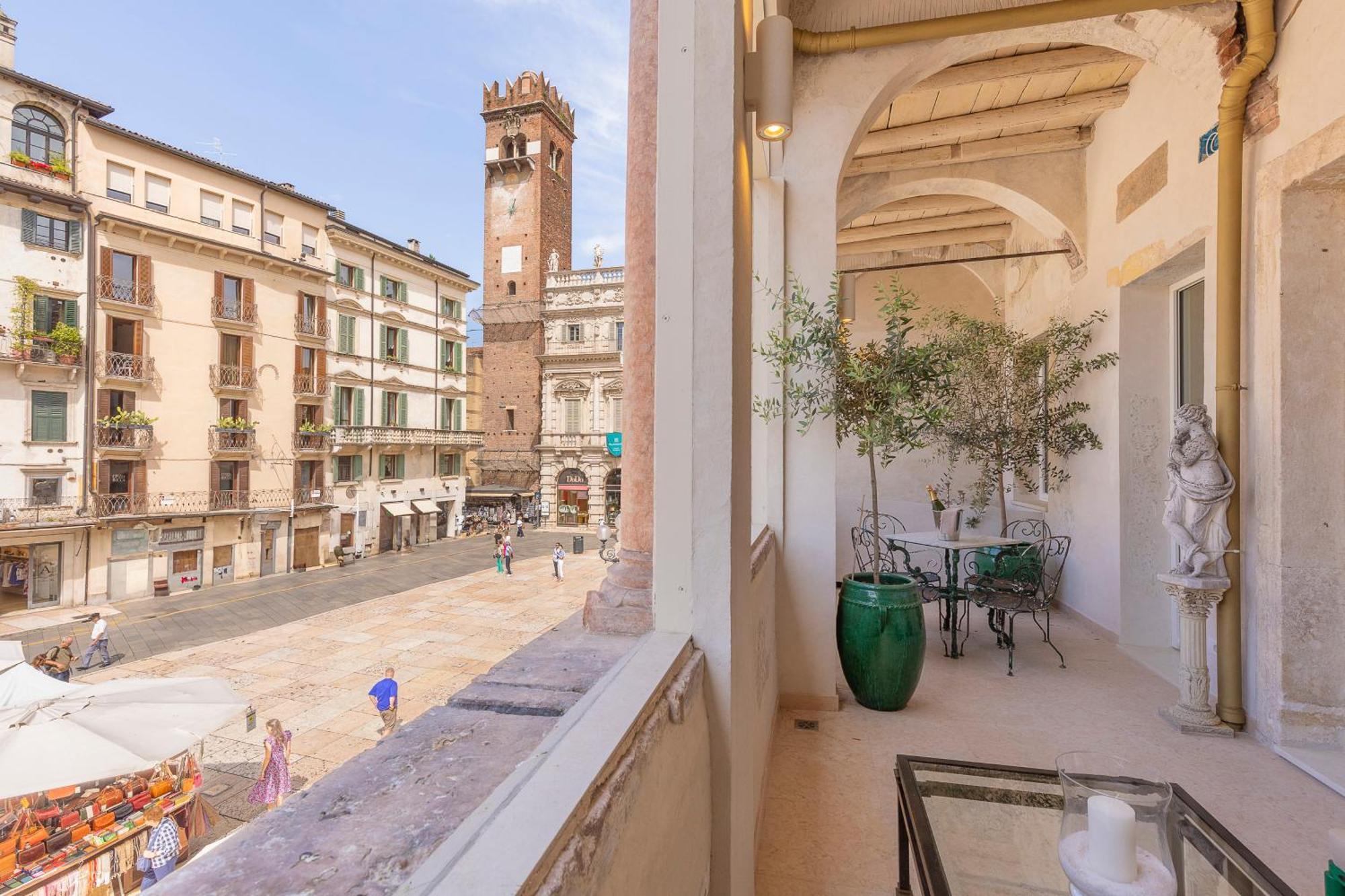 Gasthof Corte Realdi Piazza Erbe 3*
