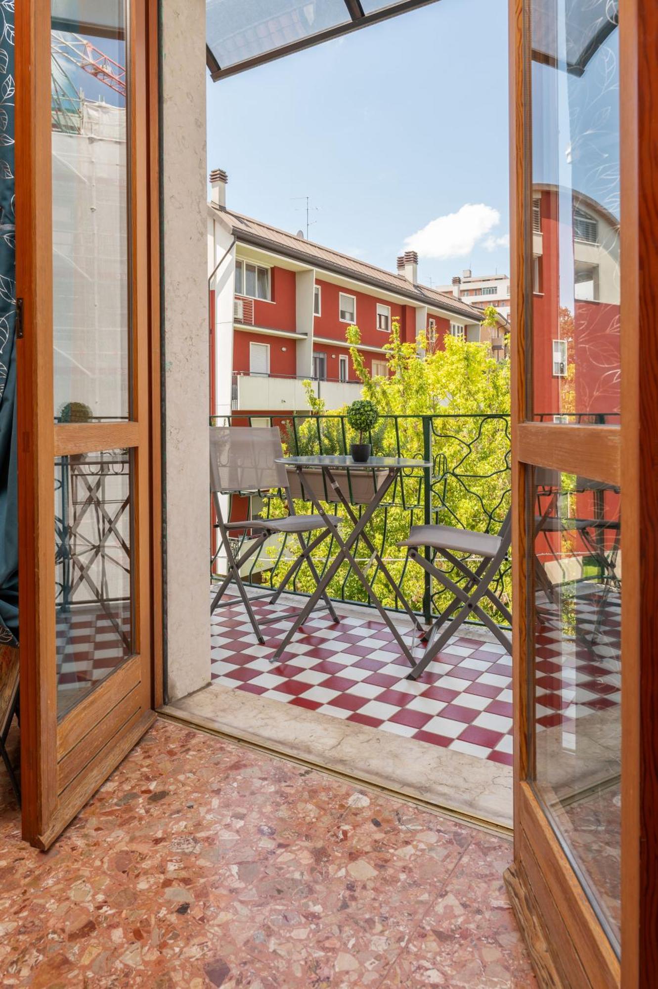 Attico Vintage 10min Da Arena Appartement