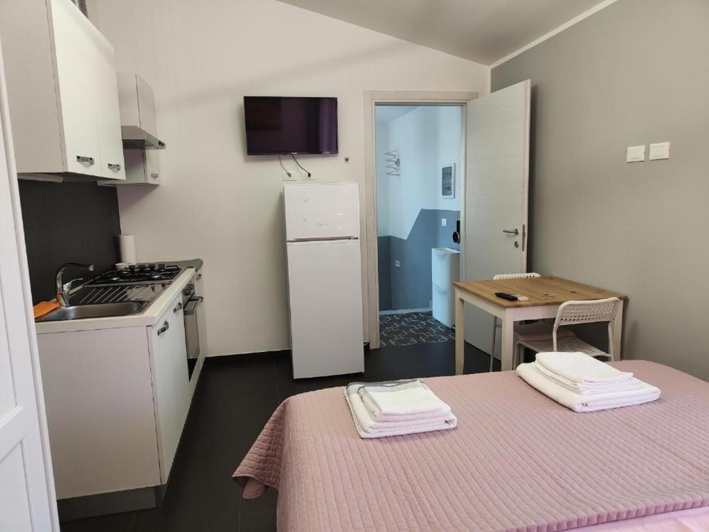 Flat 1 Apartment *