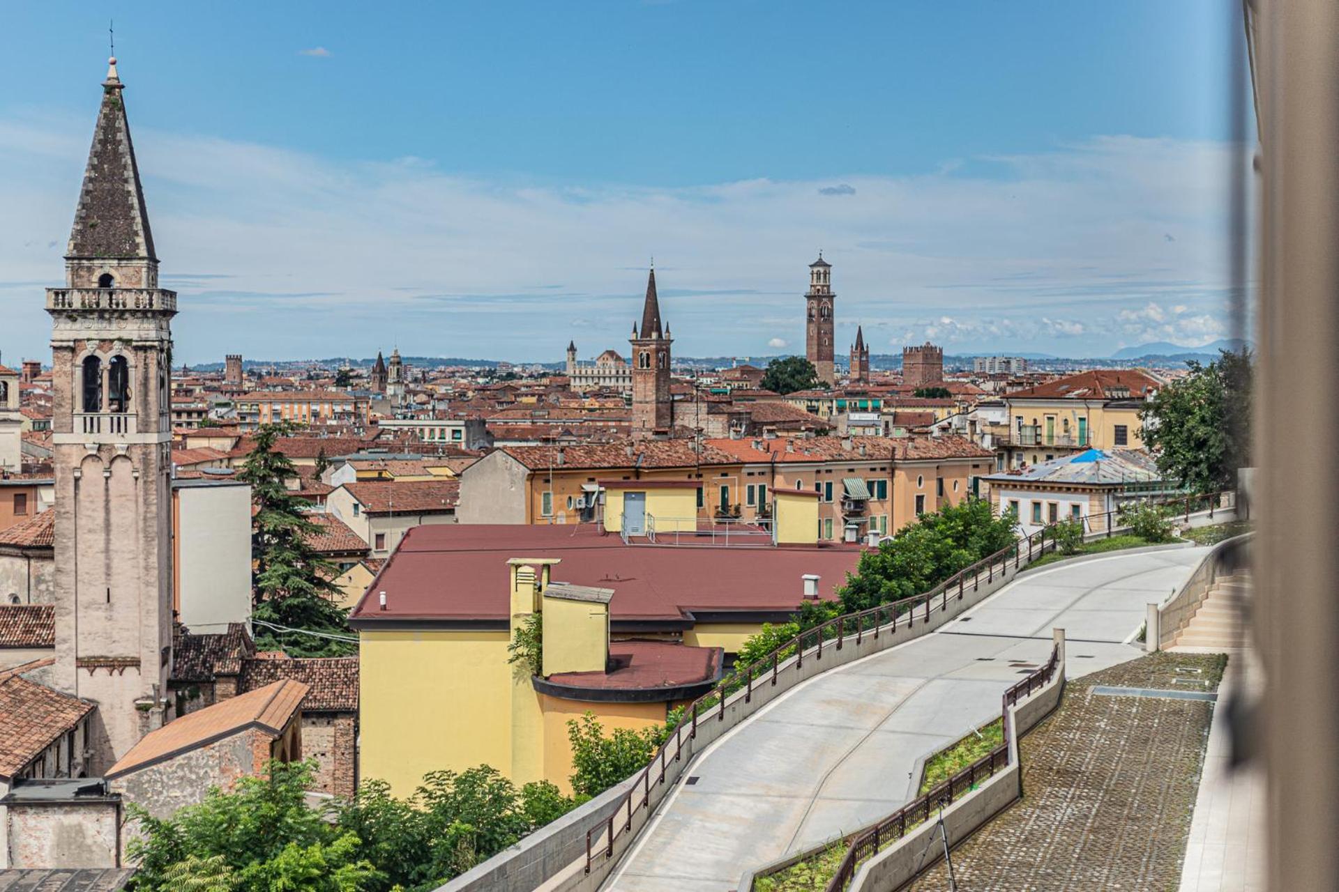 Skyline - 9d * Verona