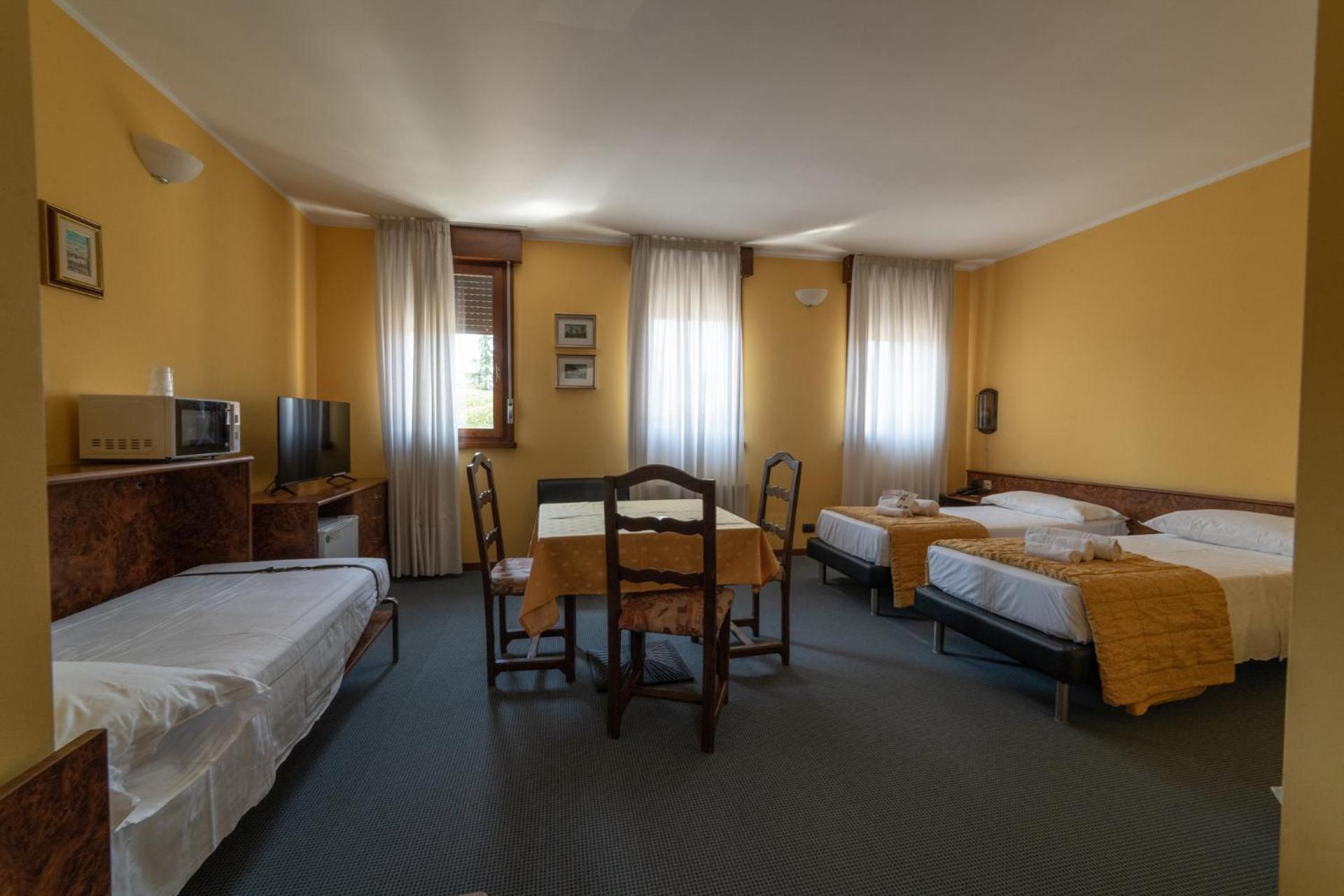Siros Verona