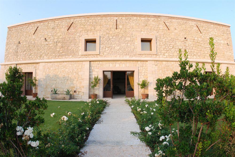 Maalaistalot Delser Manor House *