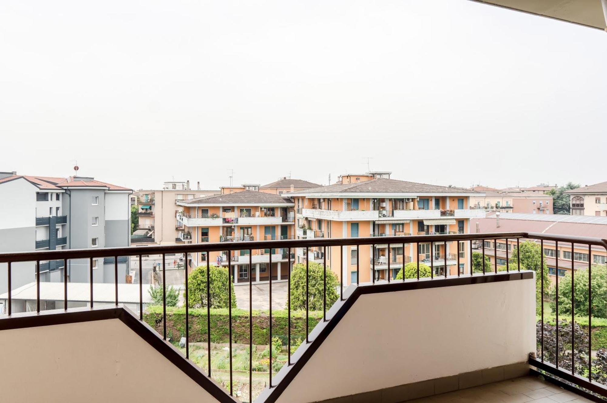Cozy Near Fiera Di Verona! Apartment