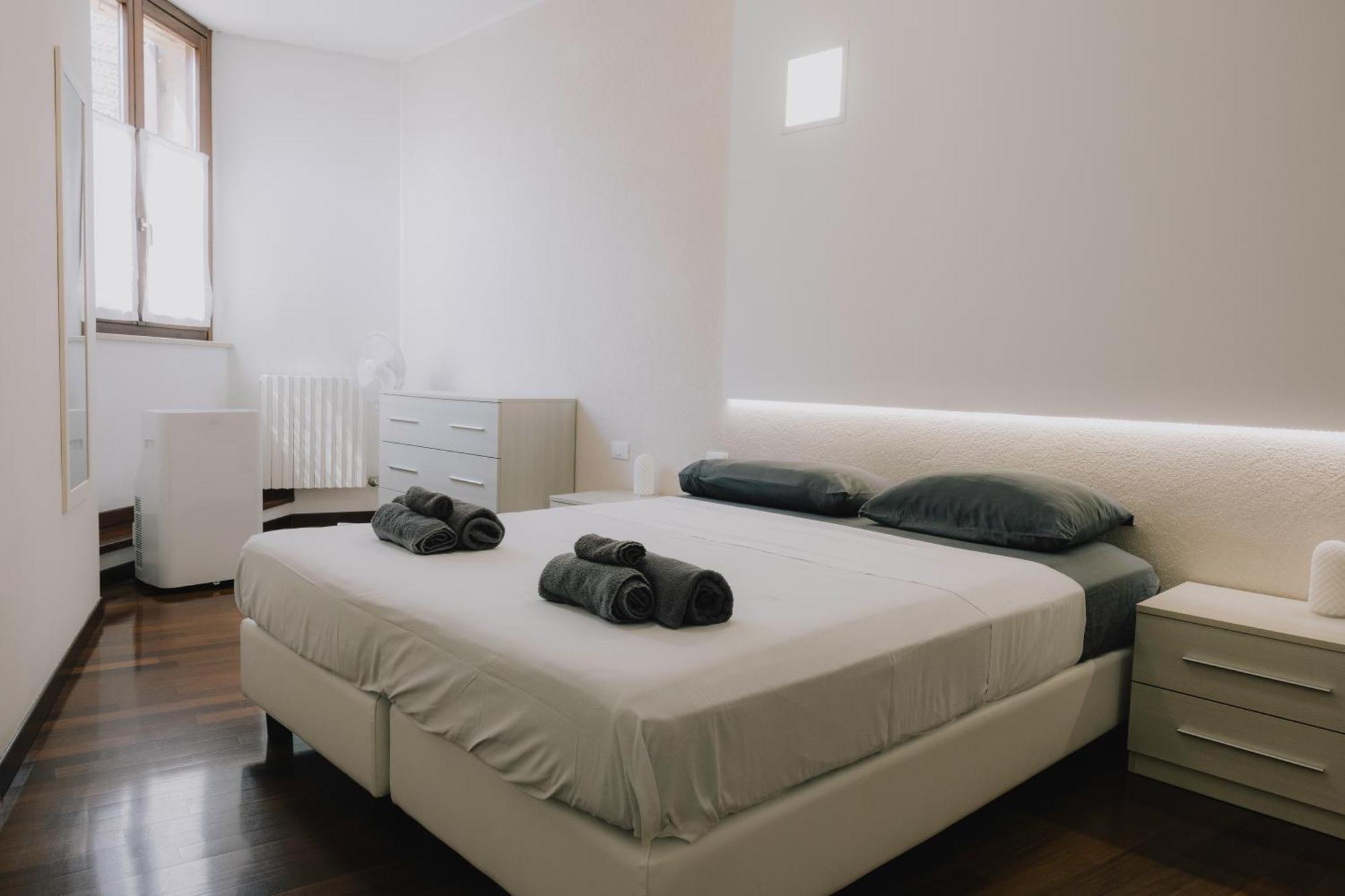 Cavour Luxury