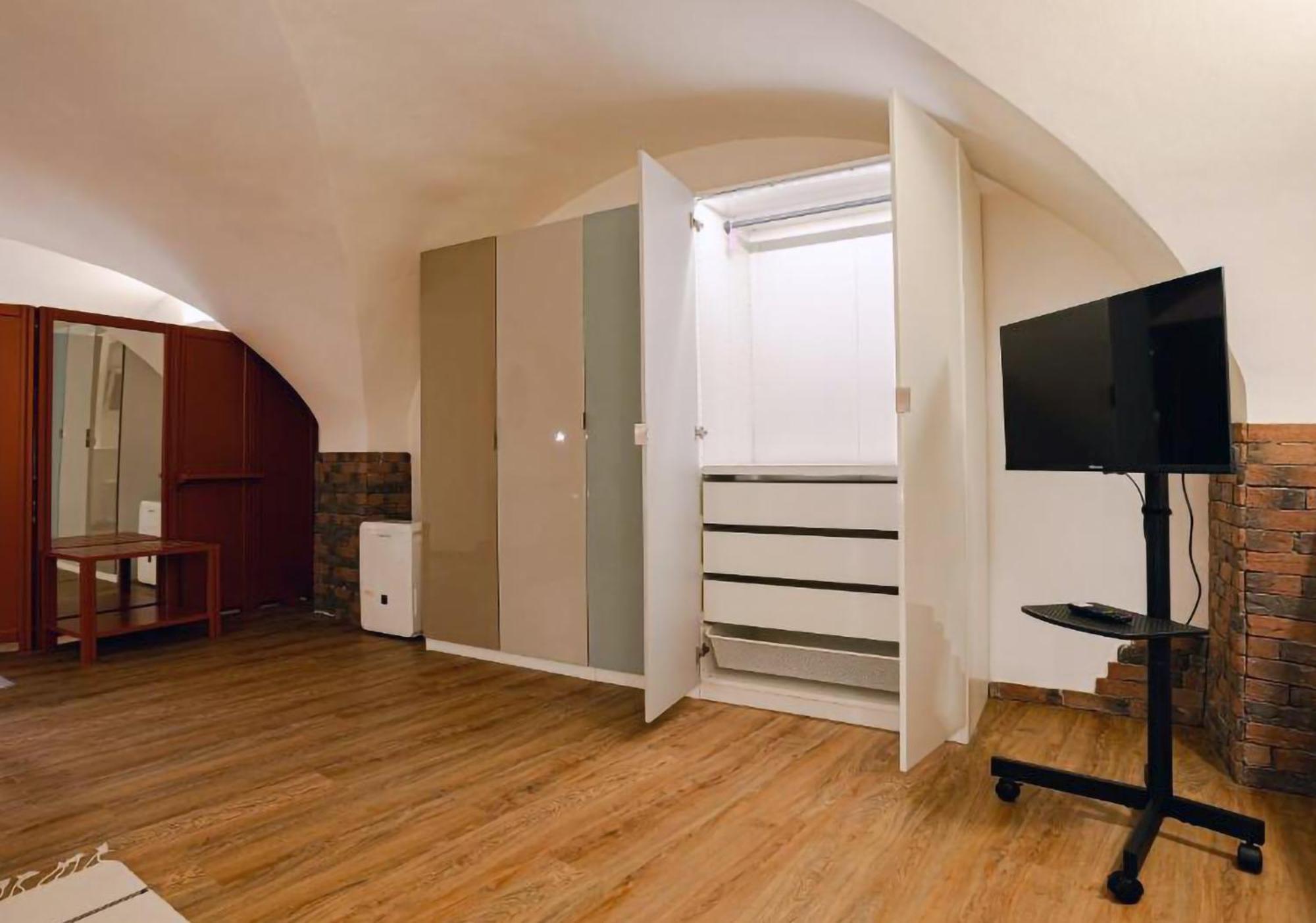 15th Century Loft - Centre Apartment