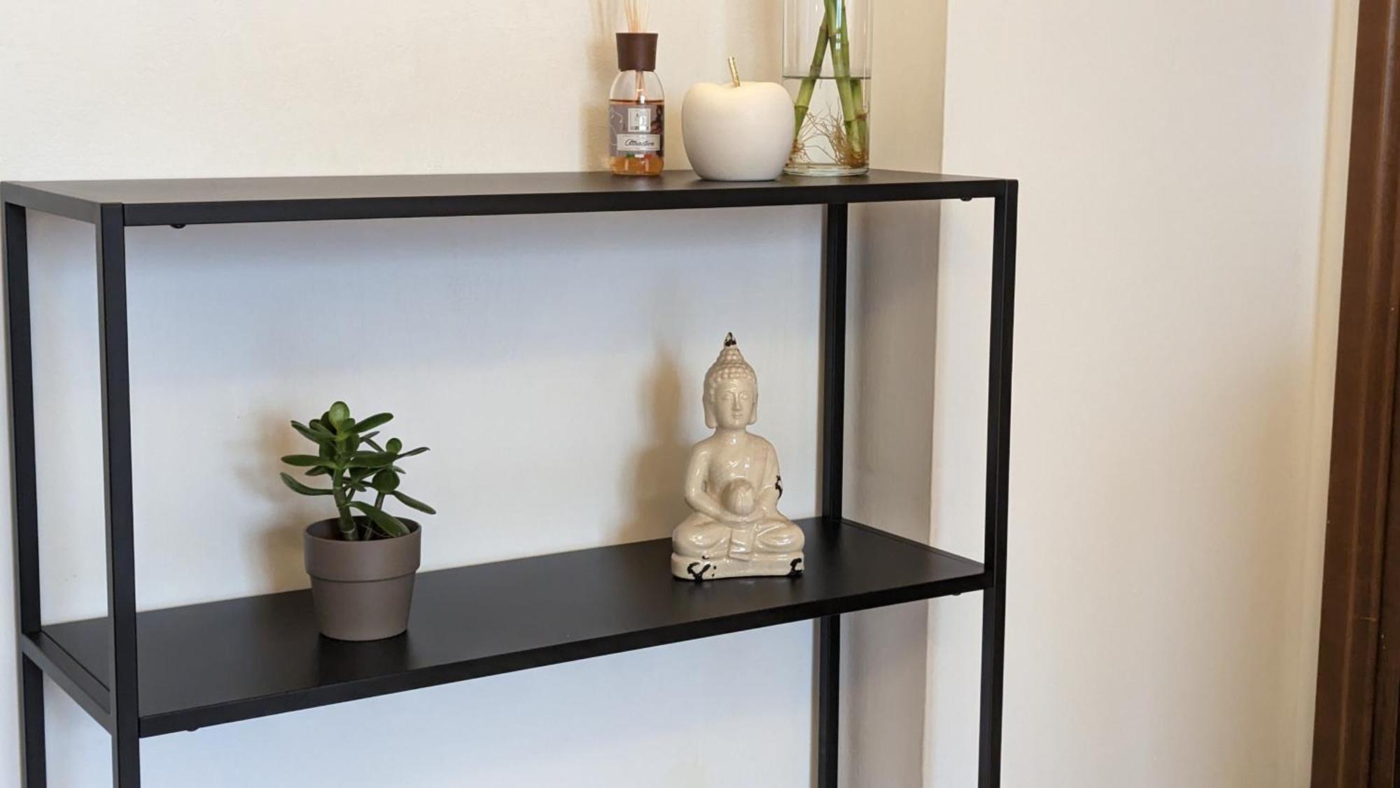 Apartment Urban Escape - A Peaceful Getaway Near The *