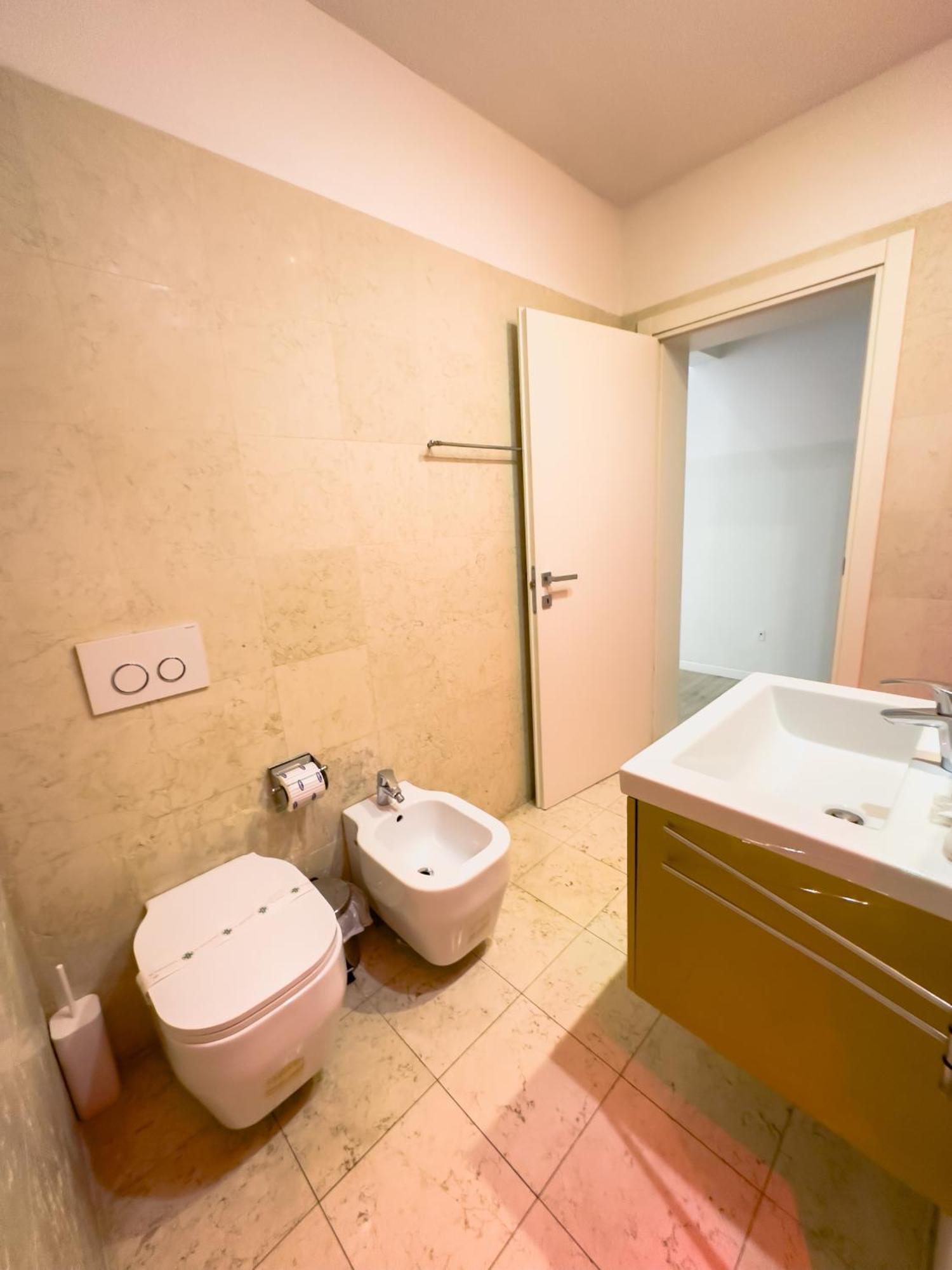 Truly Aparthotel 2*