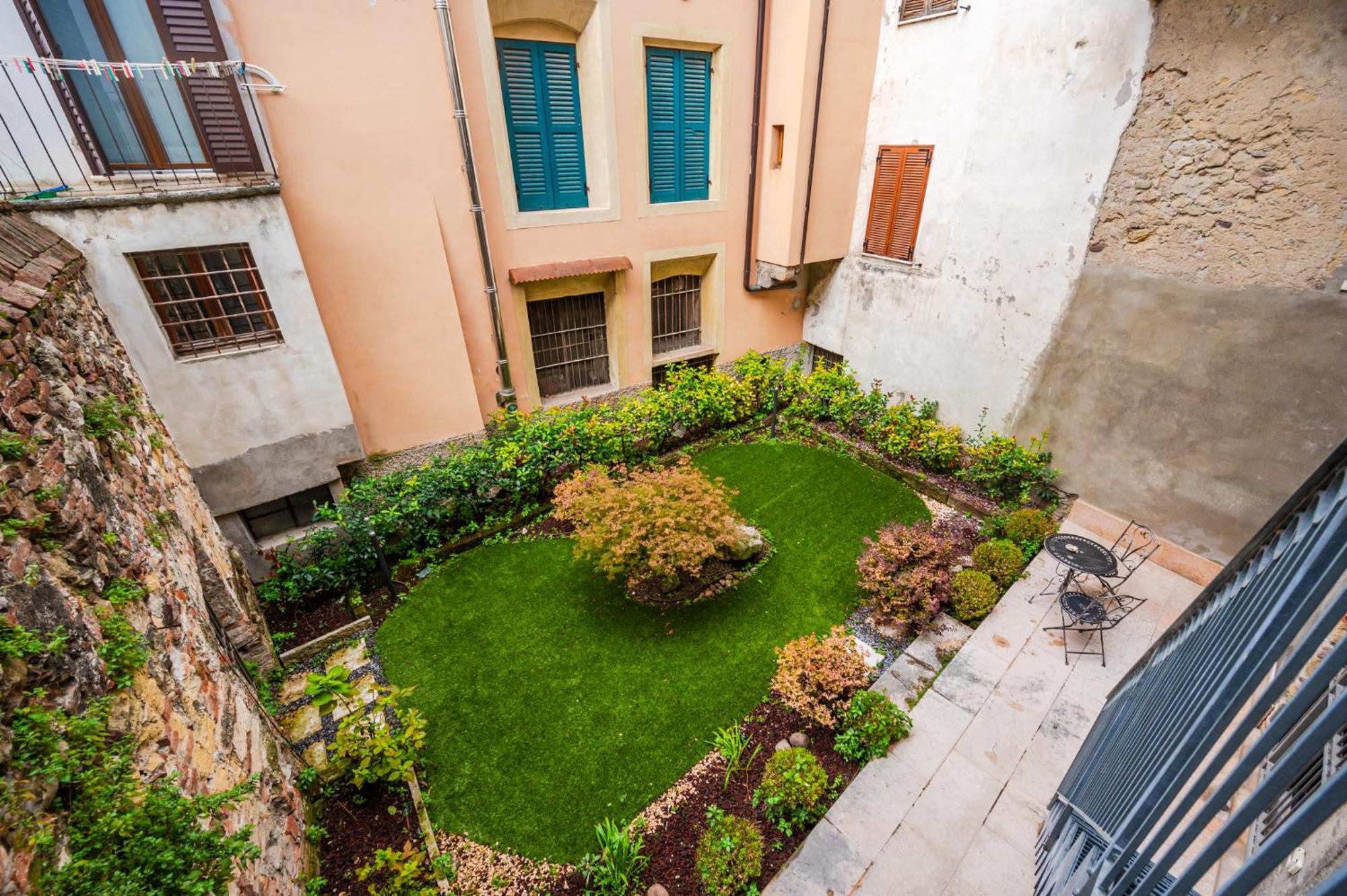 Apartment Giardino Di Romeo, 100m Dal Teatro Verona