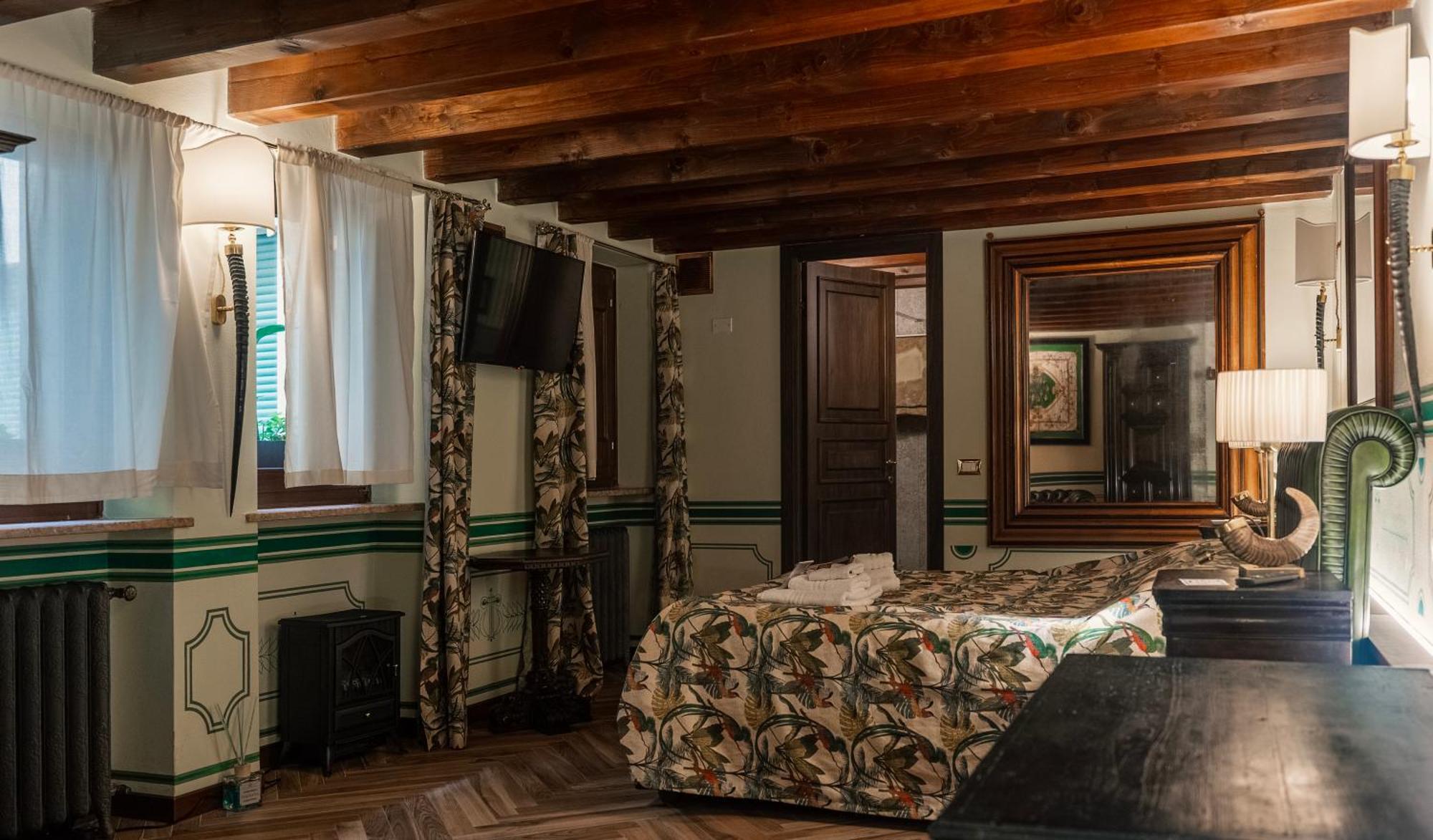 Regal House Regimental Apartment