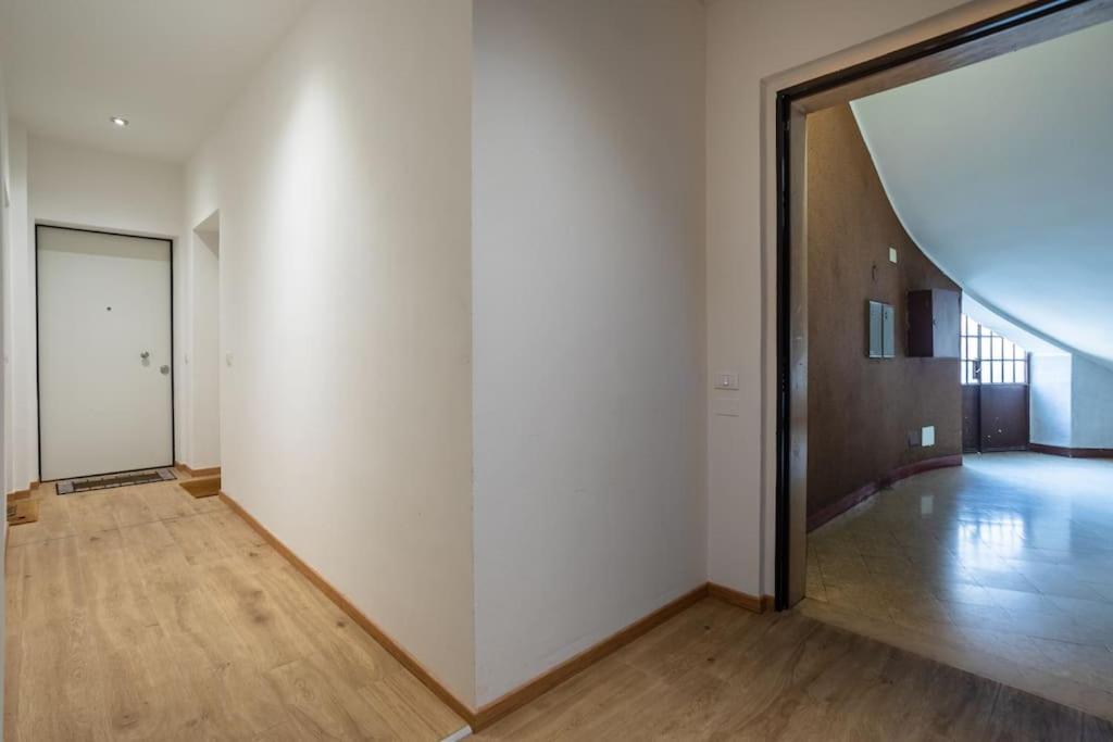 Apartment Raggio Di Sole - For 4 Verona