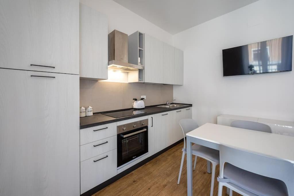 Raggio Di Sole - For 4 Apartment Verona