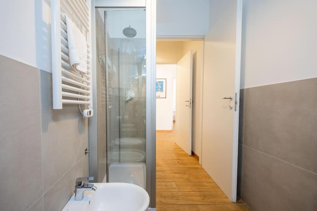 Apartment Raggio Di Sole - For 4 Verona