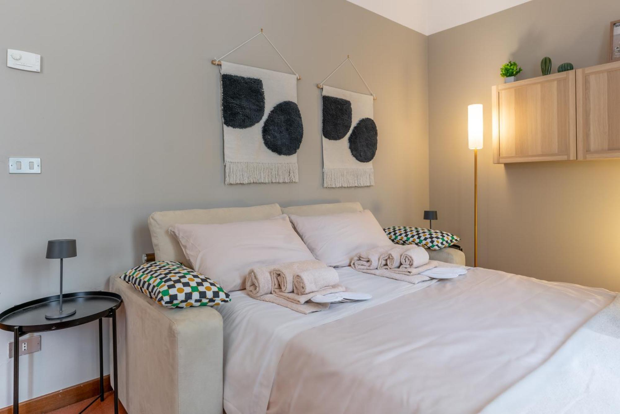 Apartment -near Arena & Parking - Pet Friendly Historical Arena Palace Verona