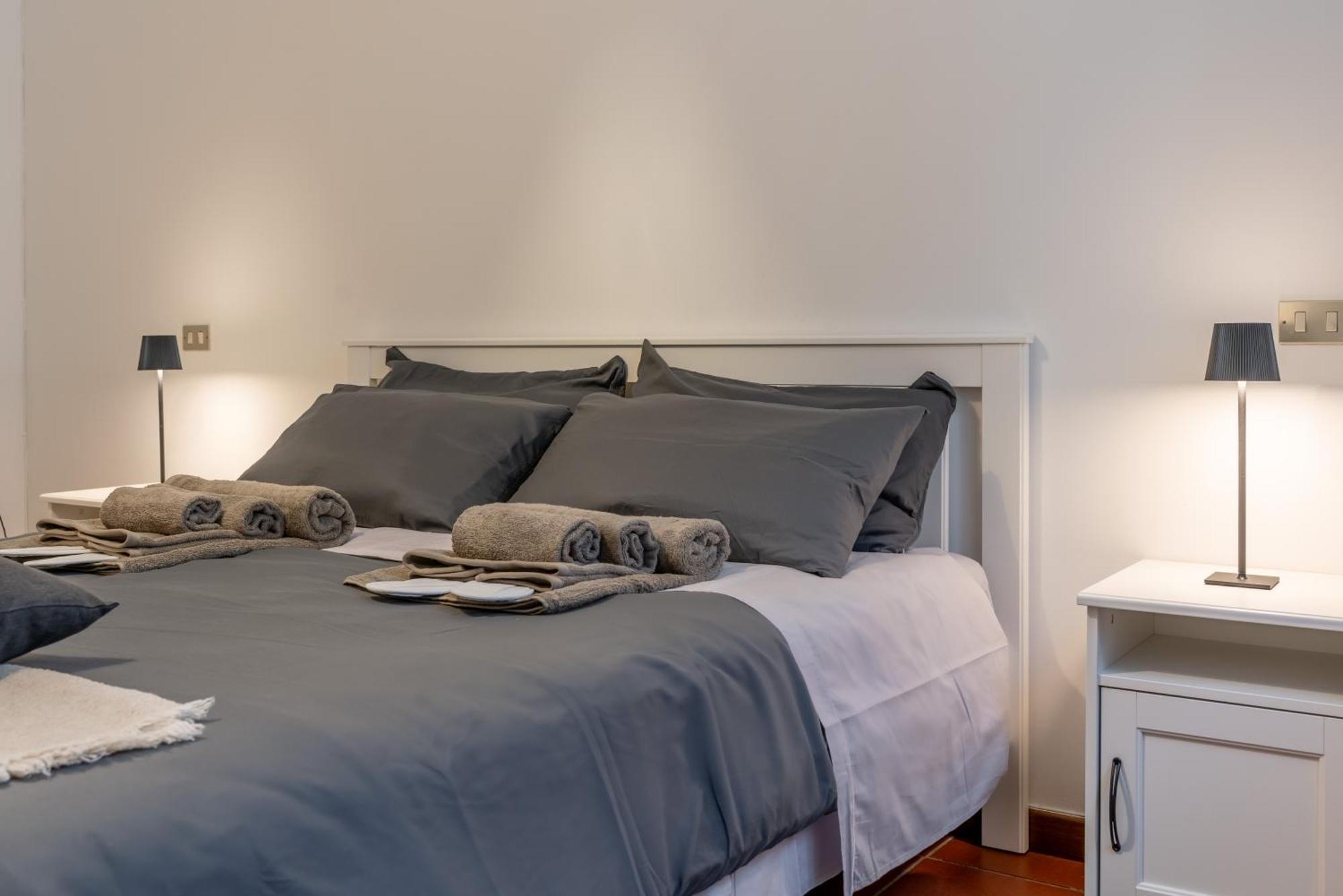 -near Arena & Parking - Pet Friendly Historical Arena Palace Verona