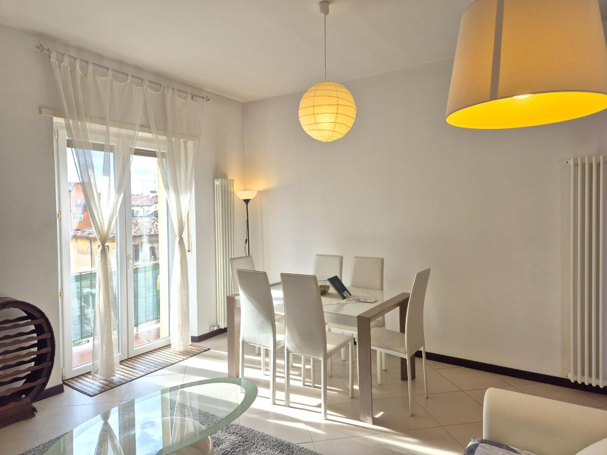 Sg Family - Bene Apartment