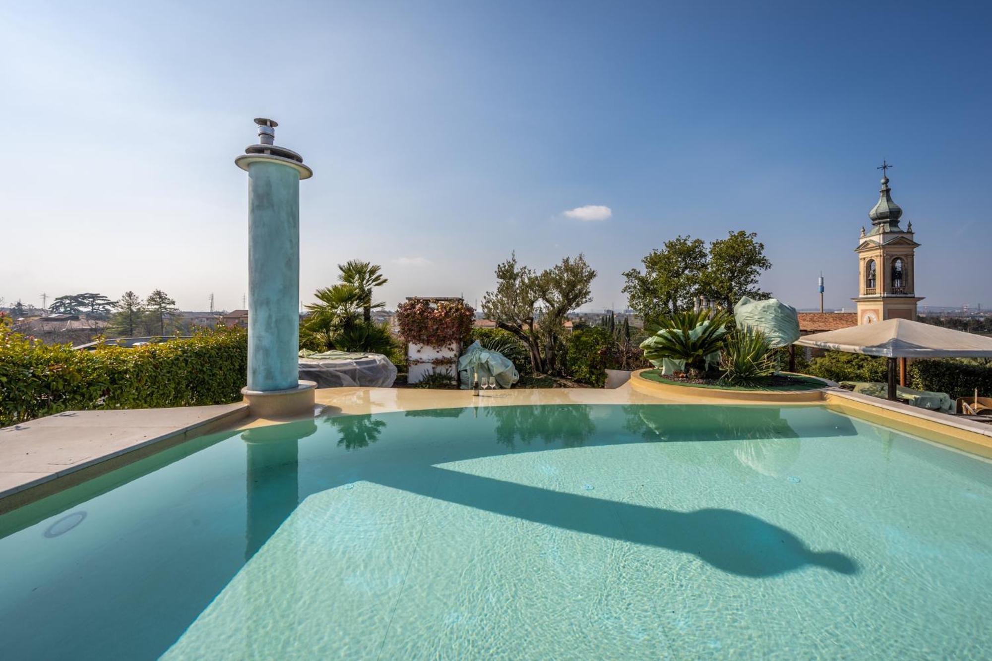 Nicola's Penthouse Apartment Verona