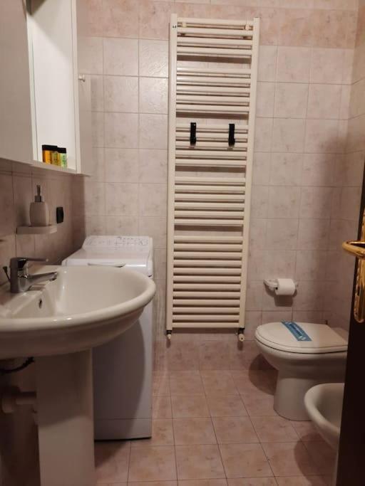 Apartment La Casa Di Davide Con Giardino E Garage Verona