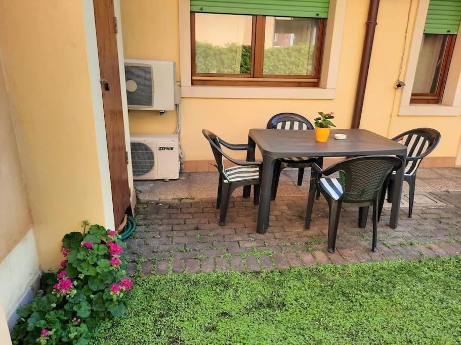 La Casa Di Davide Con Giardino E Garage Apartment