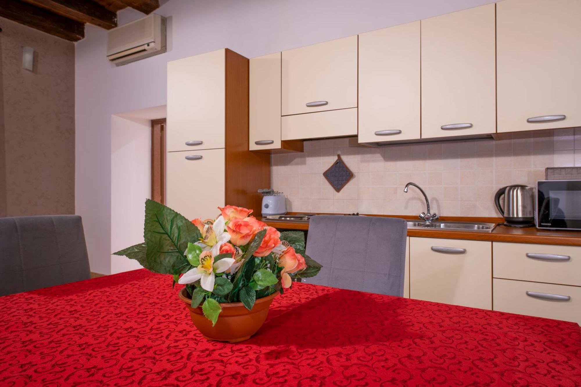 Bed & Breakfast Arena Mazzini Centro *