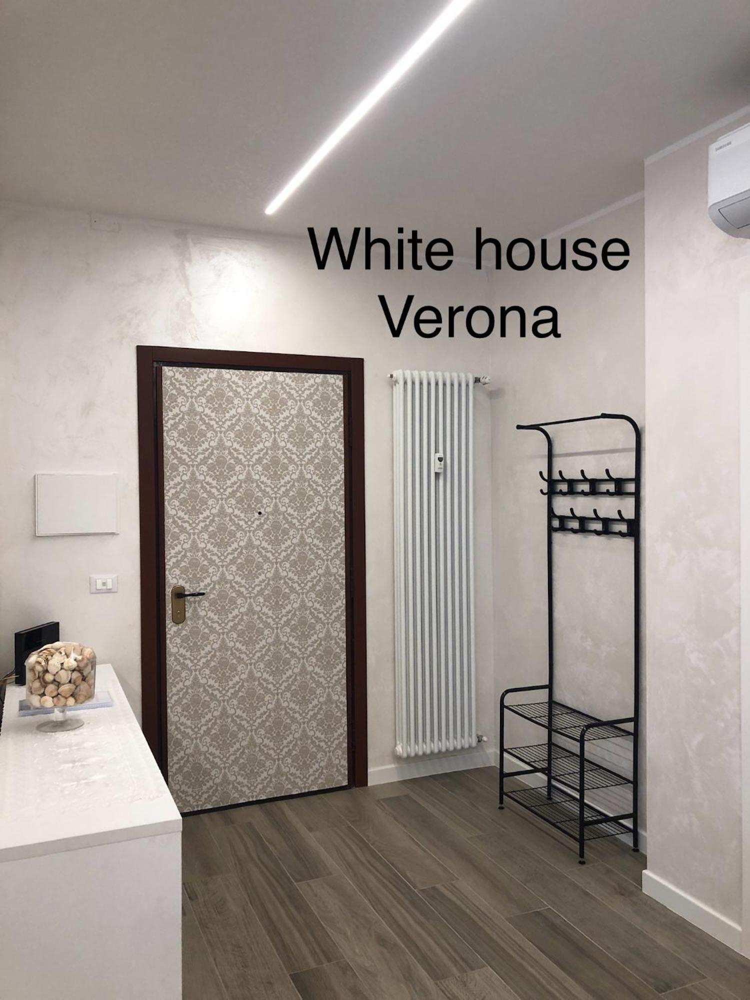 White House Apartment *