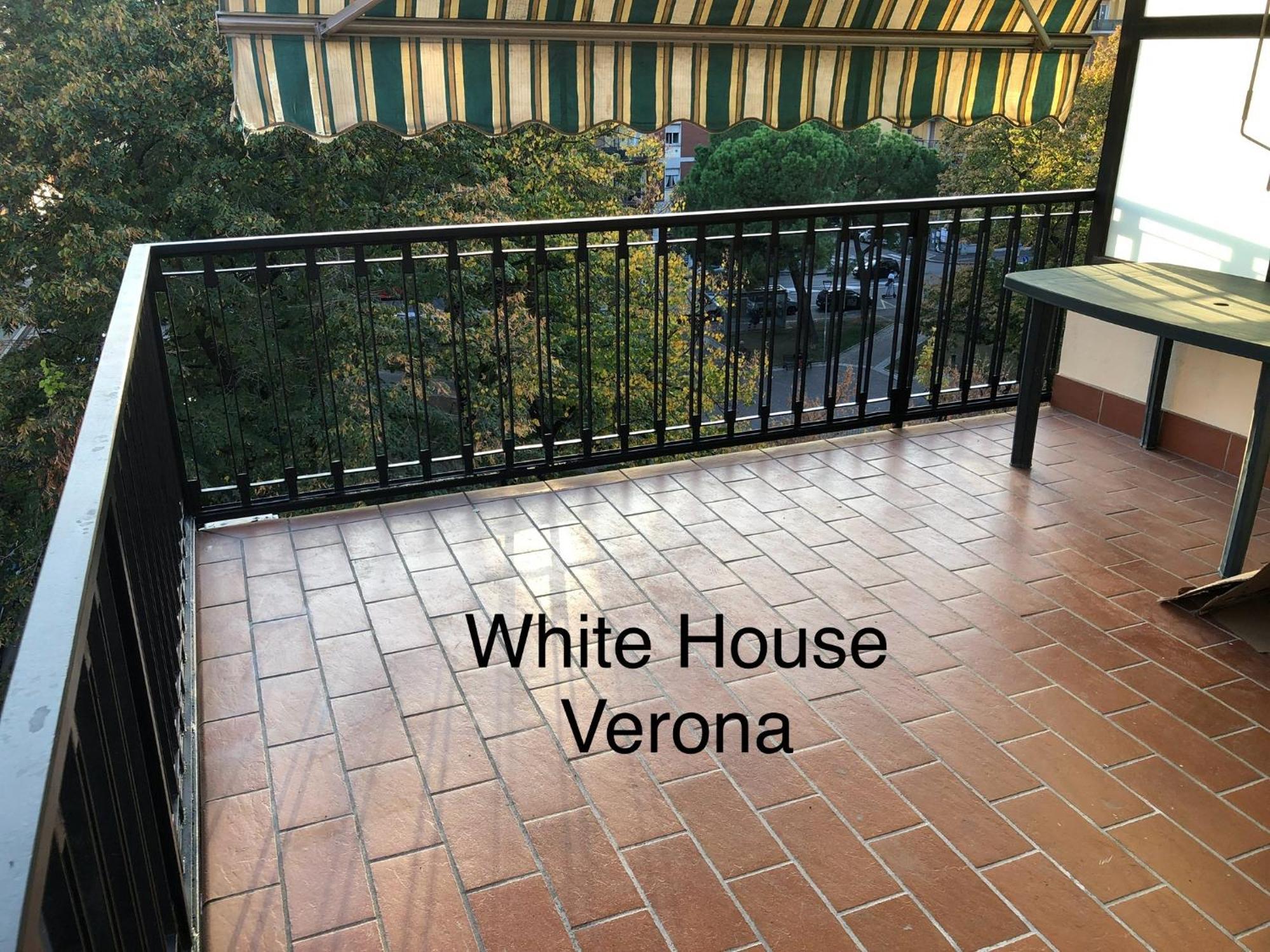 Apartment White House Verona