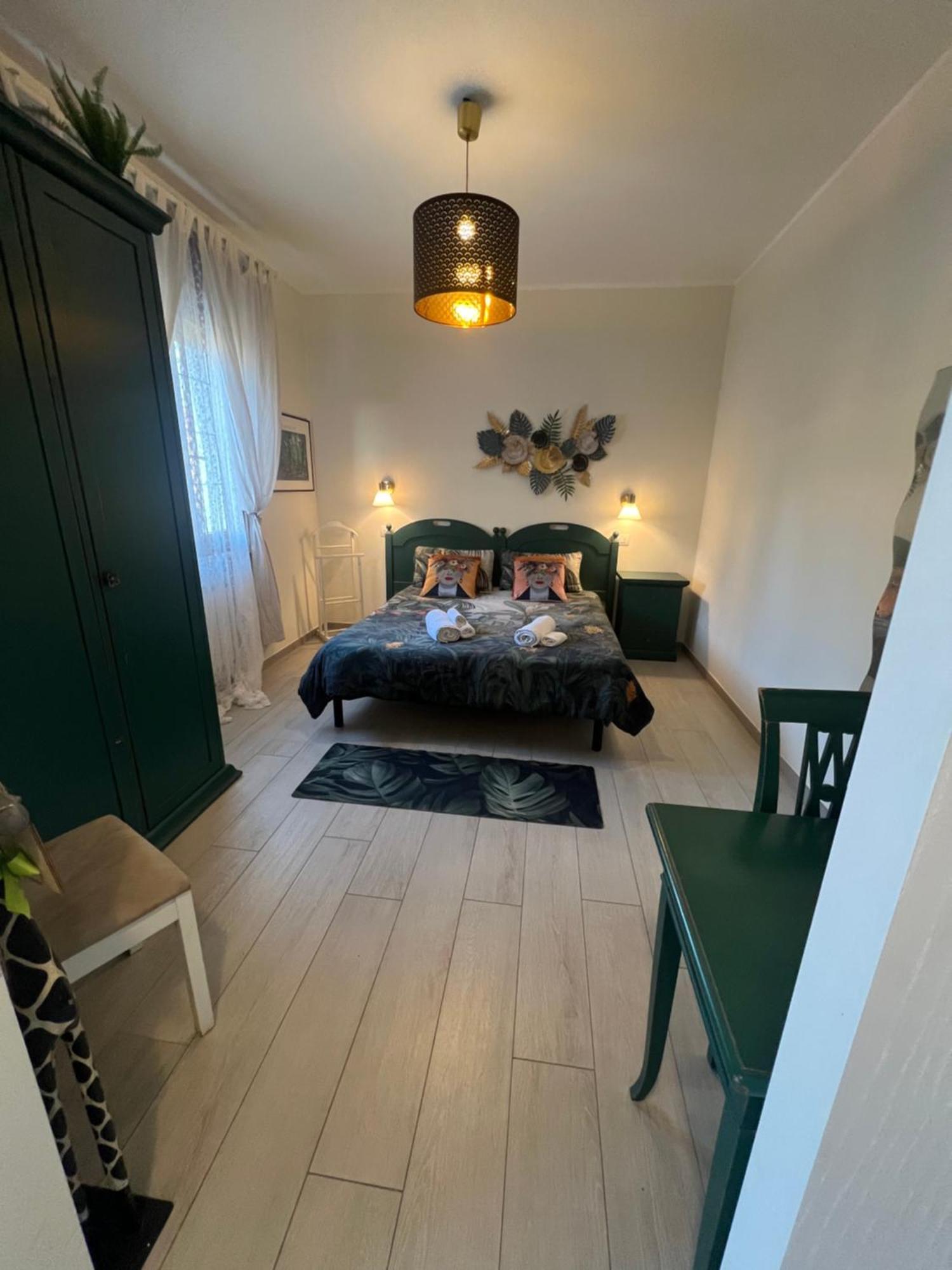 Jungle Chic Business & Fun Apartment *