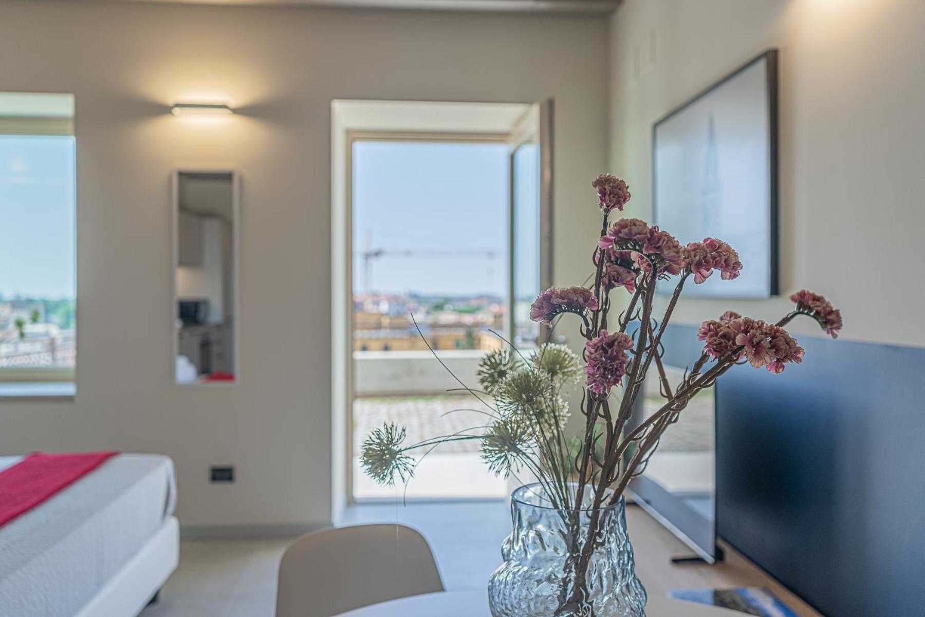 Apartment Skyline - 9m