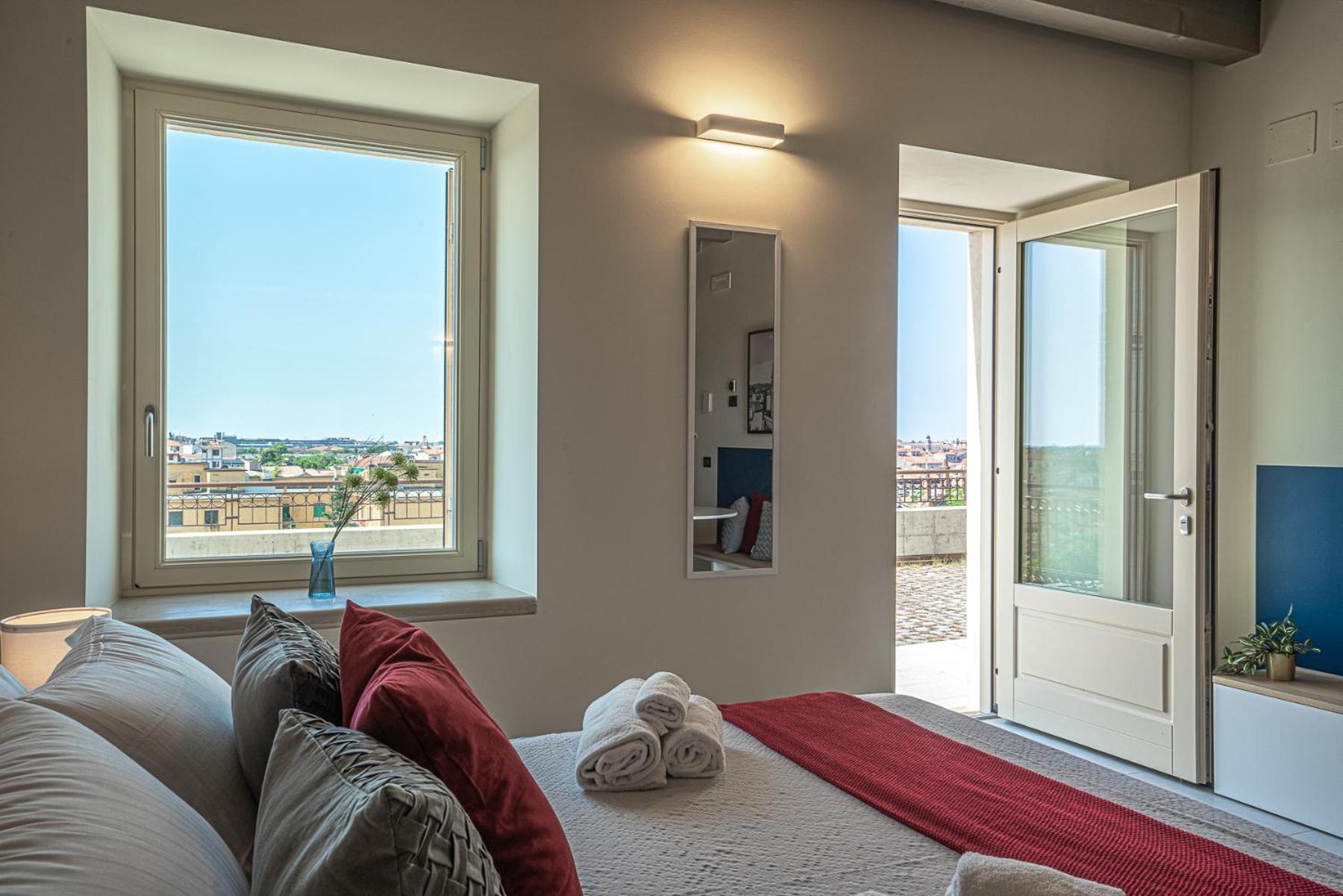 Skyline - 9m Apartment *