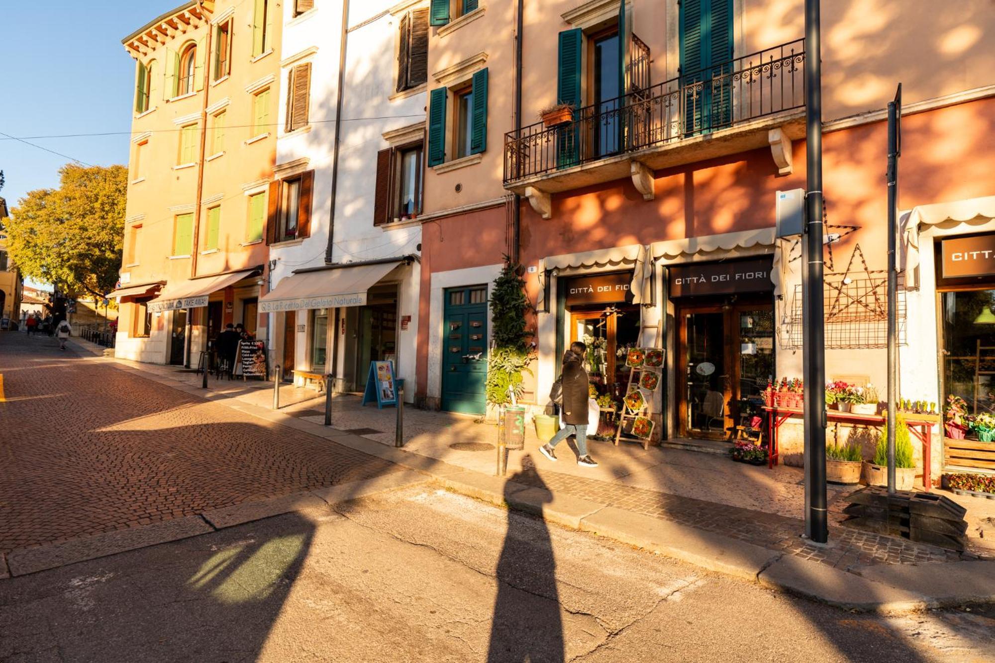 La Finestra Sul Ponte By Postcardsfrom Bed & Breakfast 2*