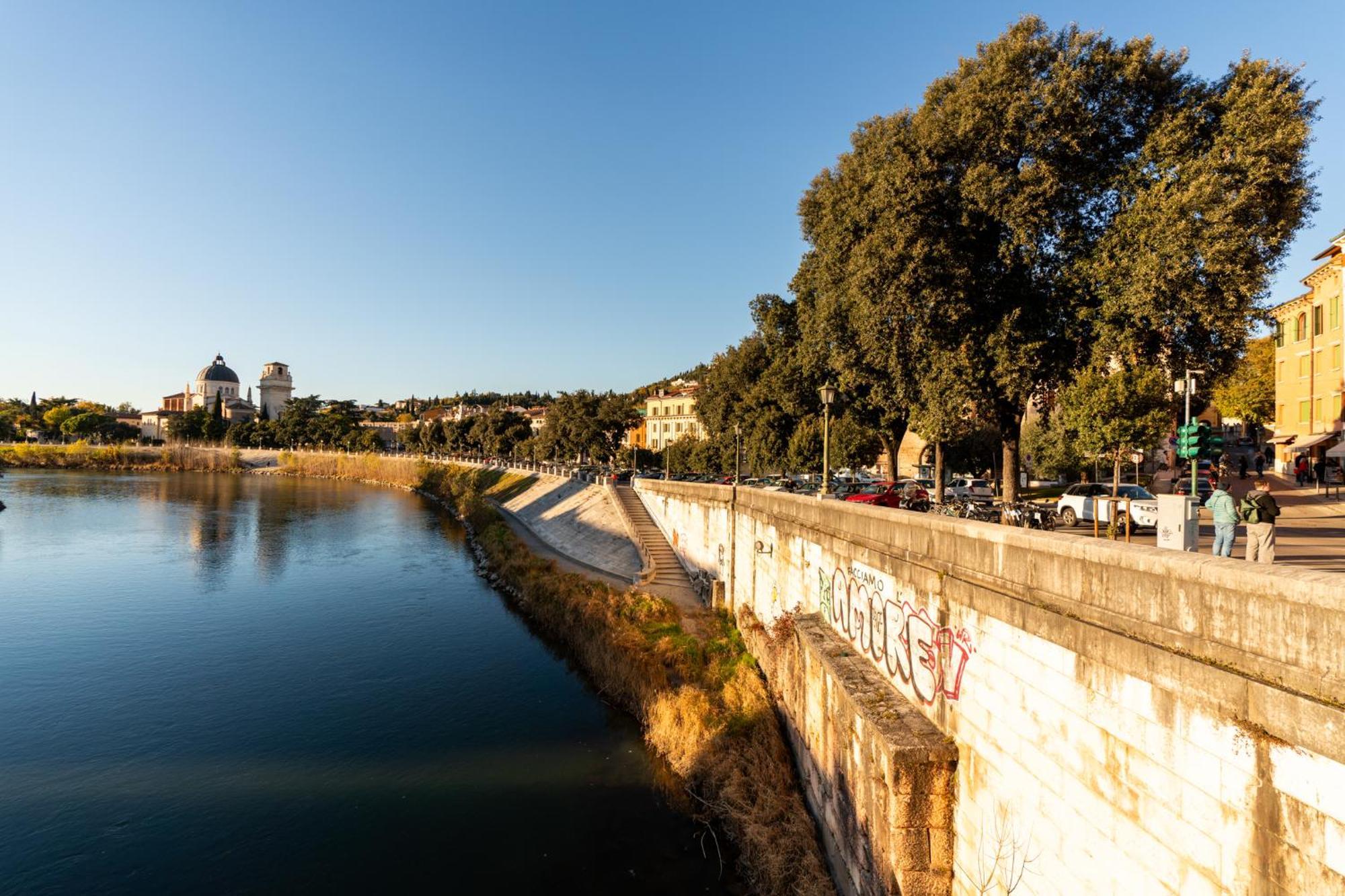 La Finestra Sul Ponte By Postcardsfrom Bed & Breakfast 2*