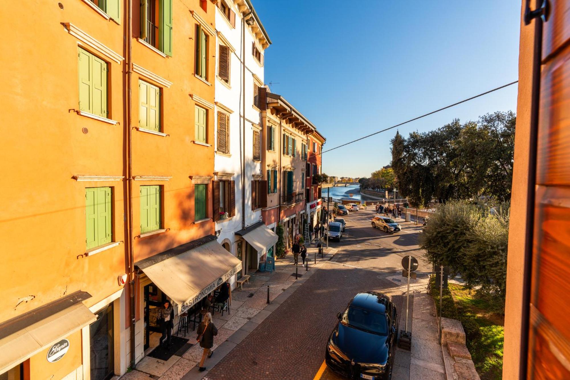 Bed & Breakfast La Finestra Sul Ponte By Postcardsfrom Verona