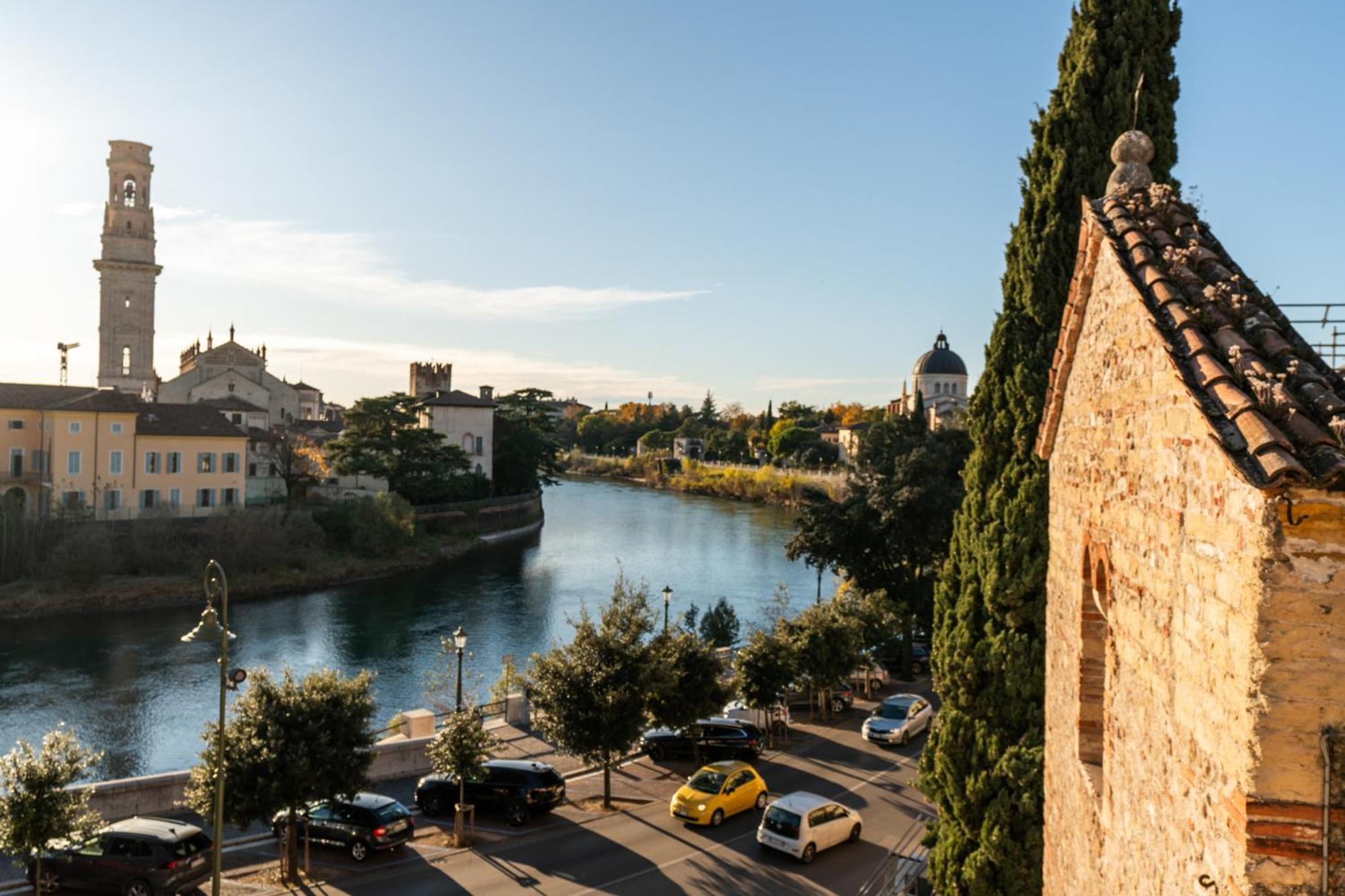 La Finestra Sul Ponte By Postcardsfrom Bed & Breakfast 2*