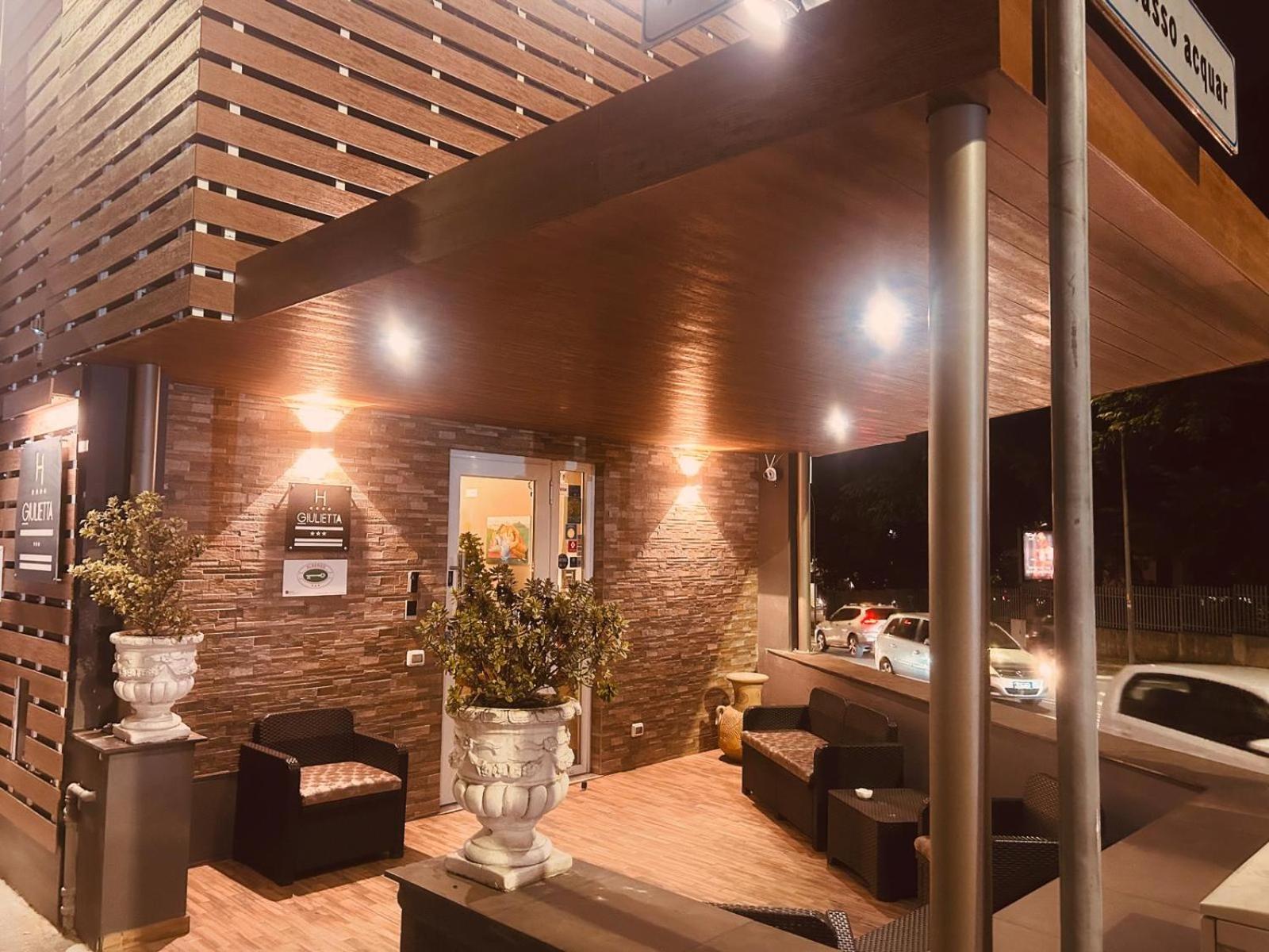 Giulietta Hotel 3*
