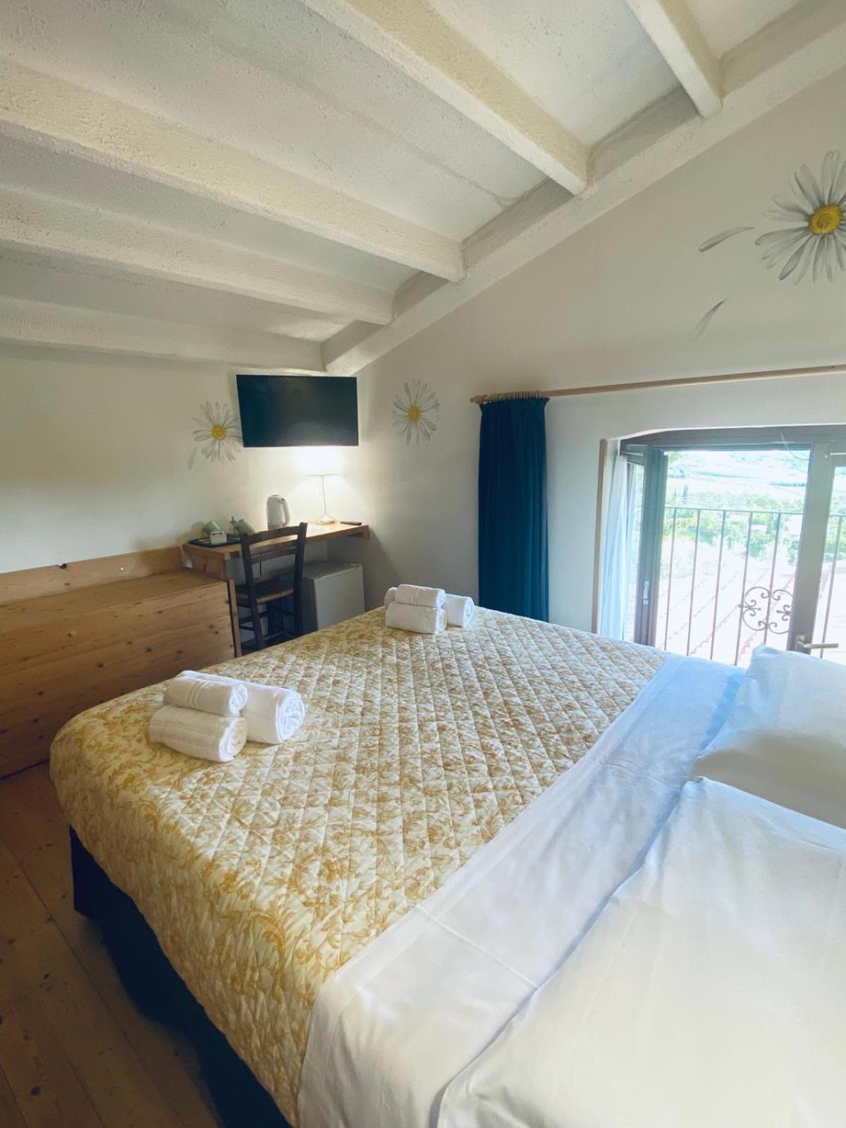 Farm stay Agriturismo La Perlara