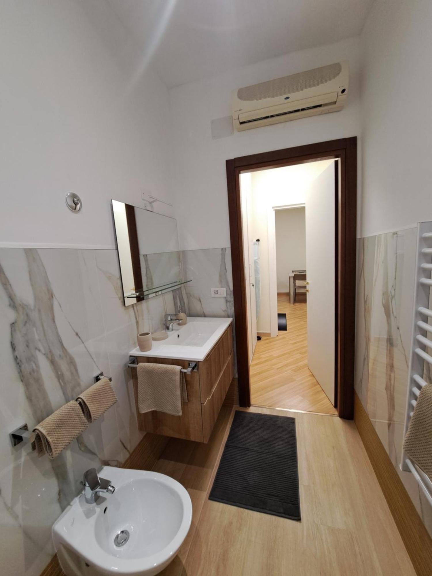 Fronte Fiera 2 Apartment *