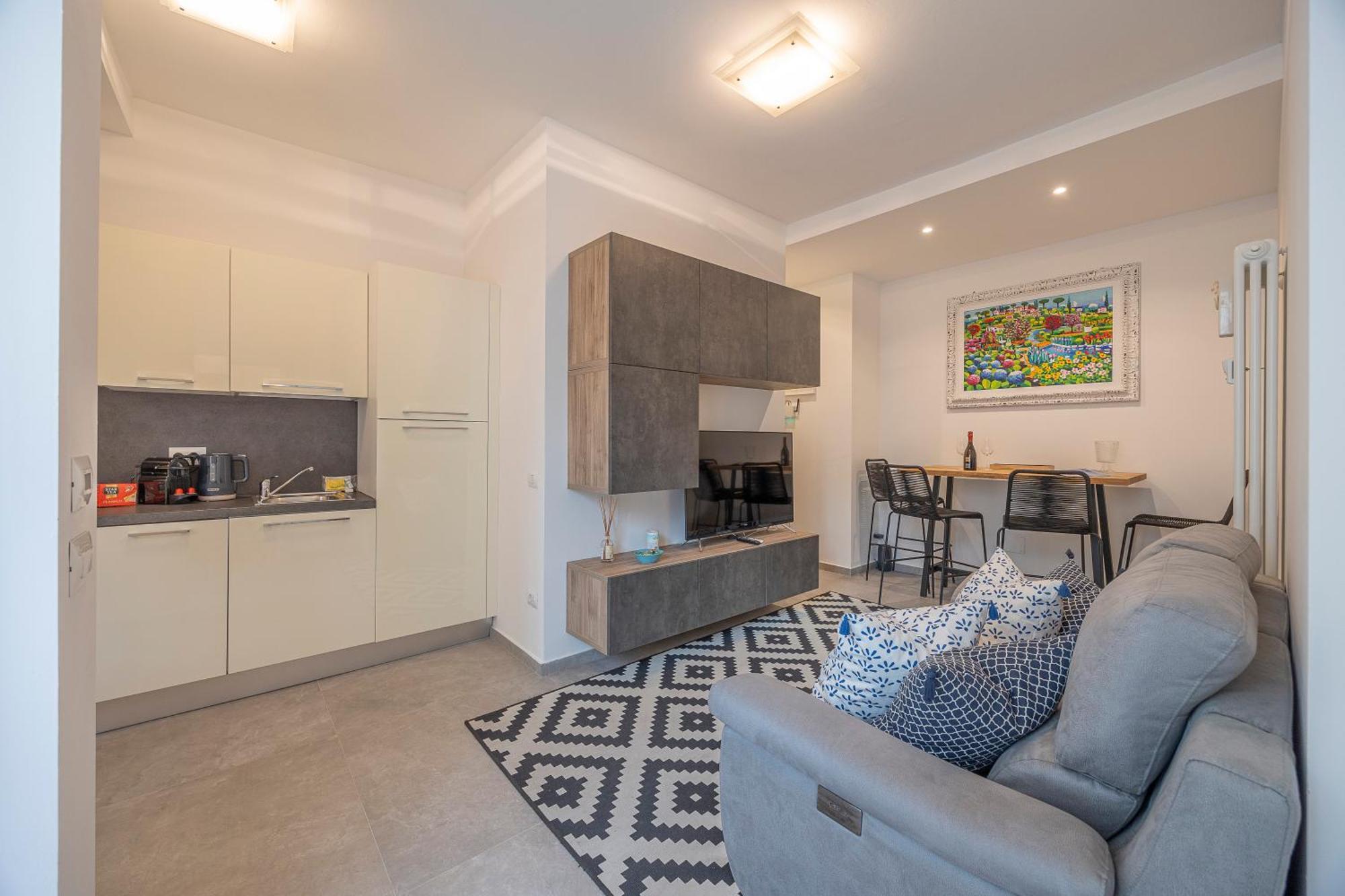 Apartment Modern With Terrace Verona