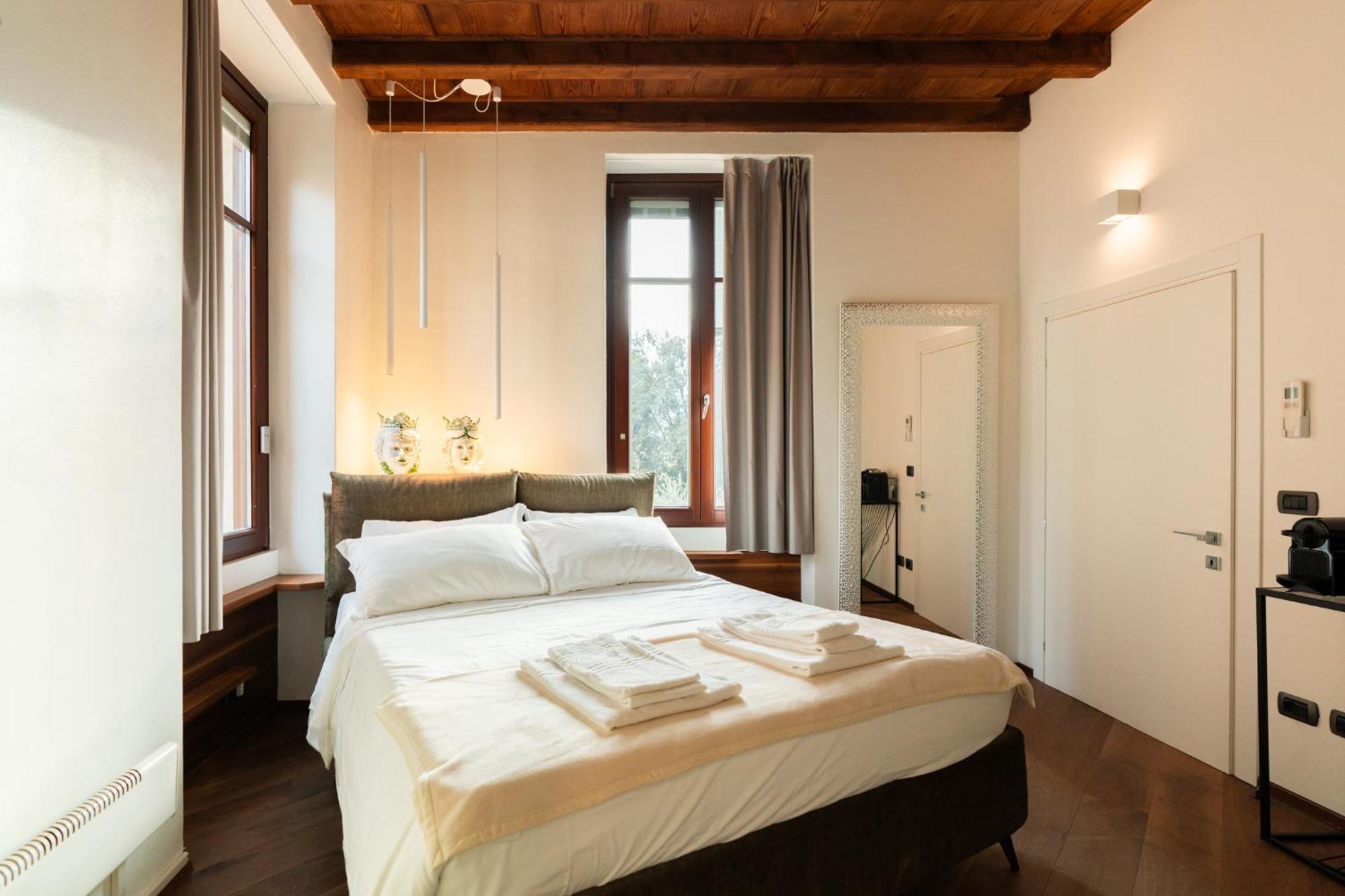 Bed & Breakfast La Finestra Sul Ponte By Postcardsfrom