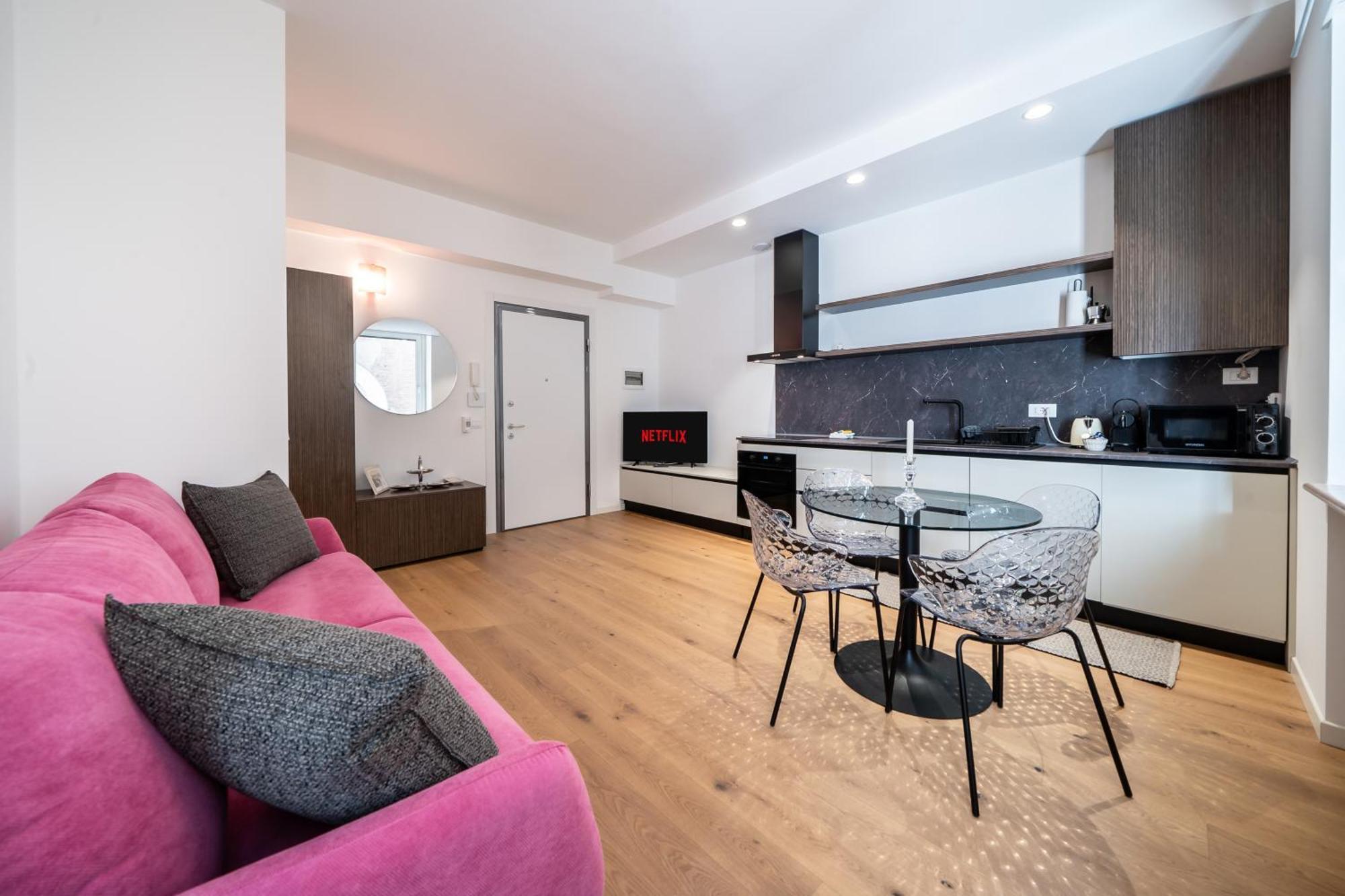 Casa Veronica In Via Leoncino Apartment