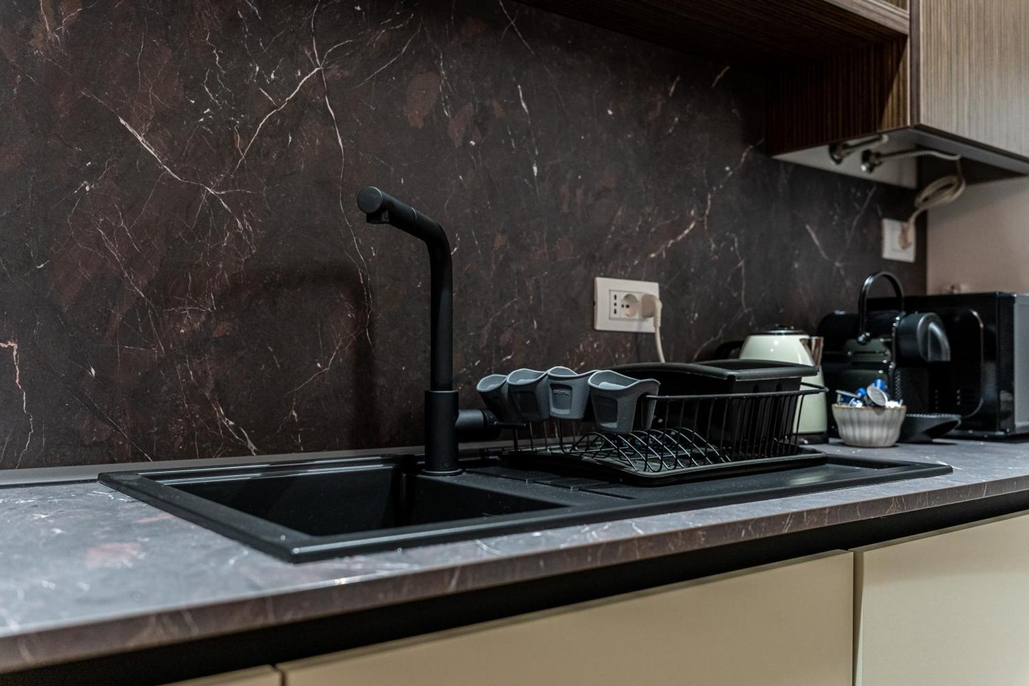 Apartment Casa Veronica In Via Leoncino Verona
