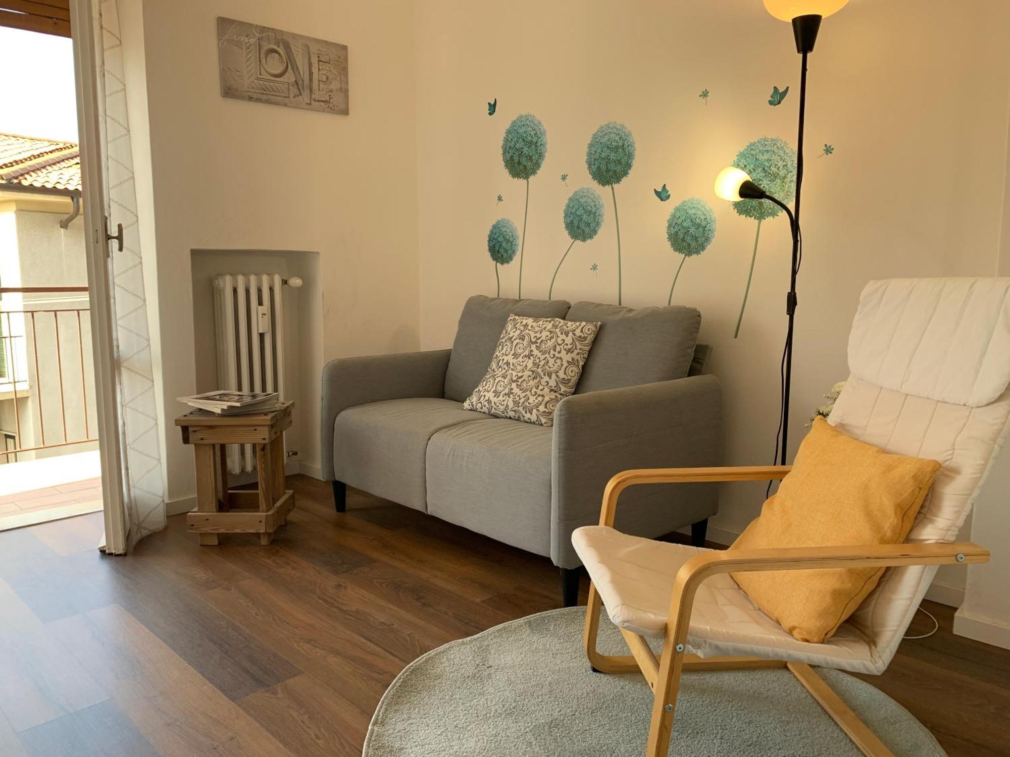 Roselyn By World Apartment