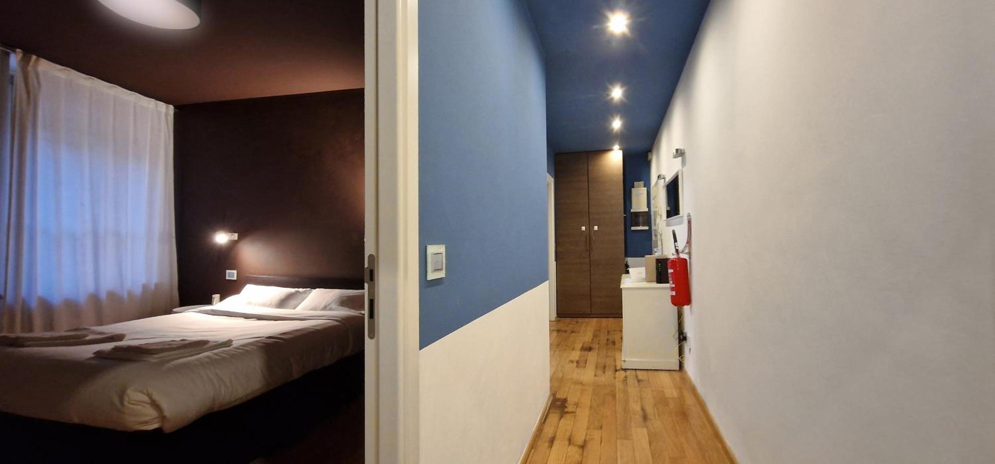 Apartment 10' Piazza Erbe, Elegance In The Heart Of Verona