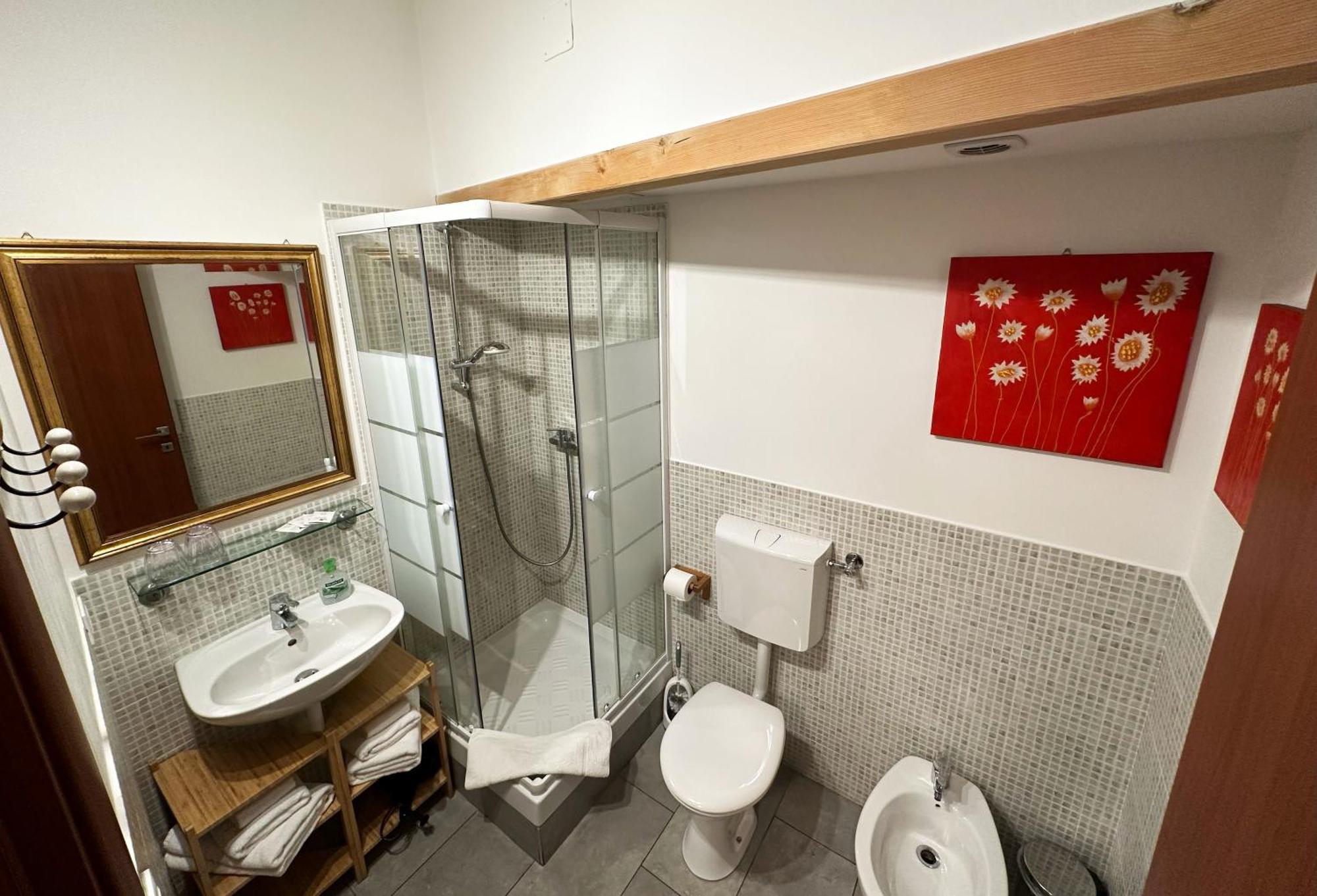 Casa Di Lucia 2*